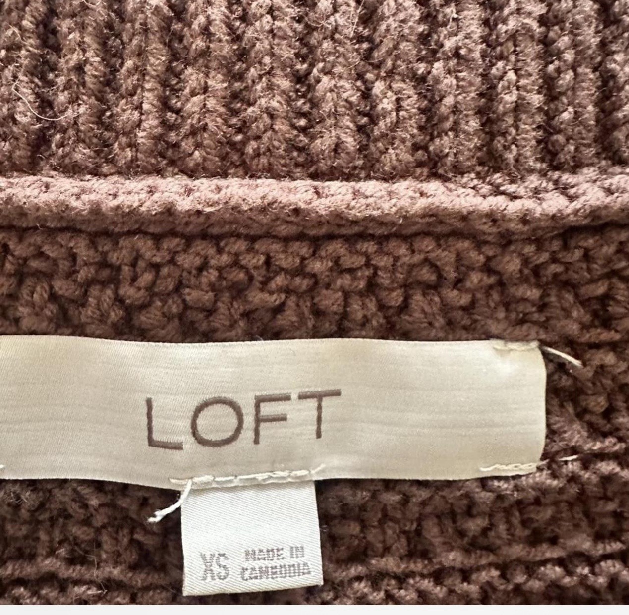 LOFT • SWEATSHIRTSWomen • Size 00 • Excellent condition