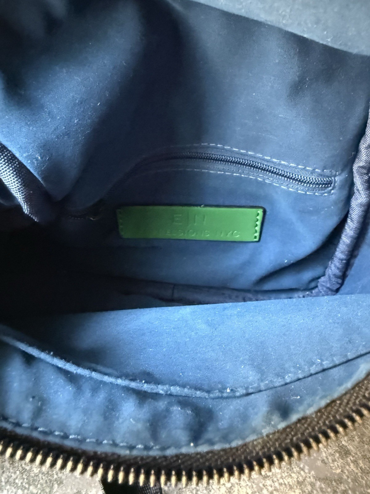 Expressions NYC Green/Black Crossbody Bag Zip Closure Adjustable Strap Pockets