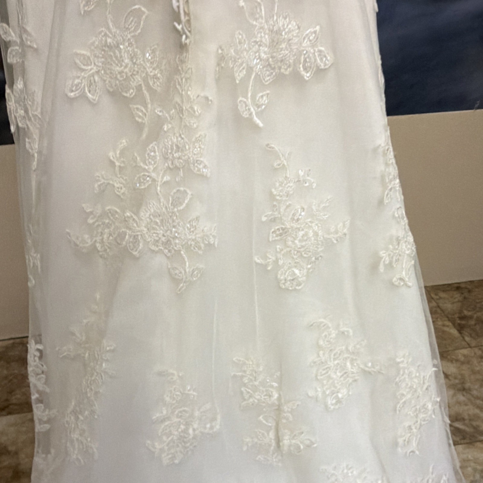 Mori Lee by Madeline Gardner Ivory Lace Strapless A-Line Wedding Dress Size 9/10