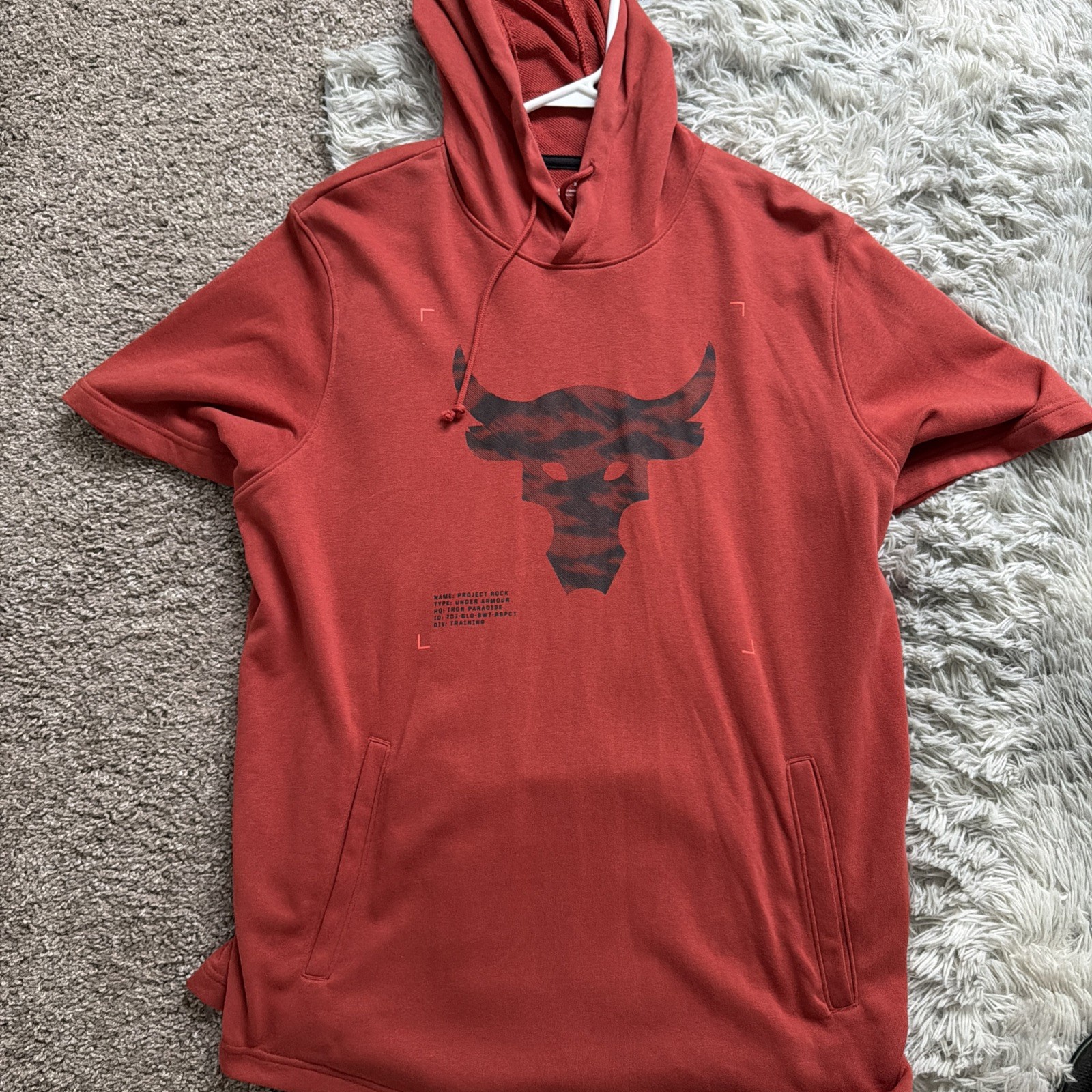 Under Armour Project Rock Training Division Iron Paradise Bull Men Red Pullover