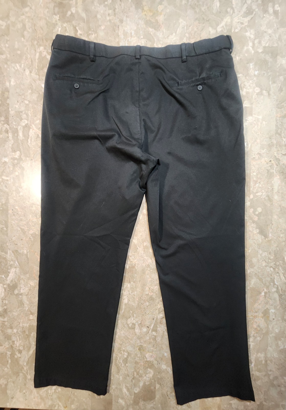 Haggar Men’s Classic Fit Black Flat Front Straight Leg Dress Pants Big & Tall 44