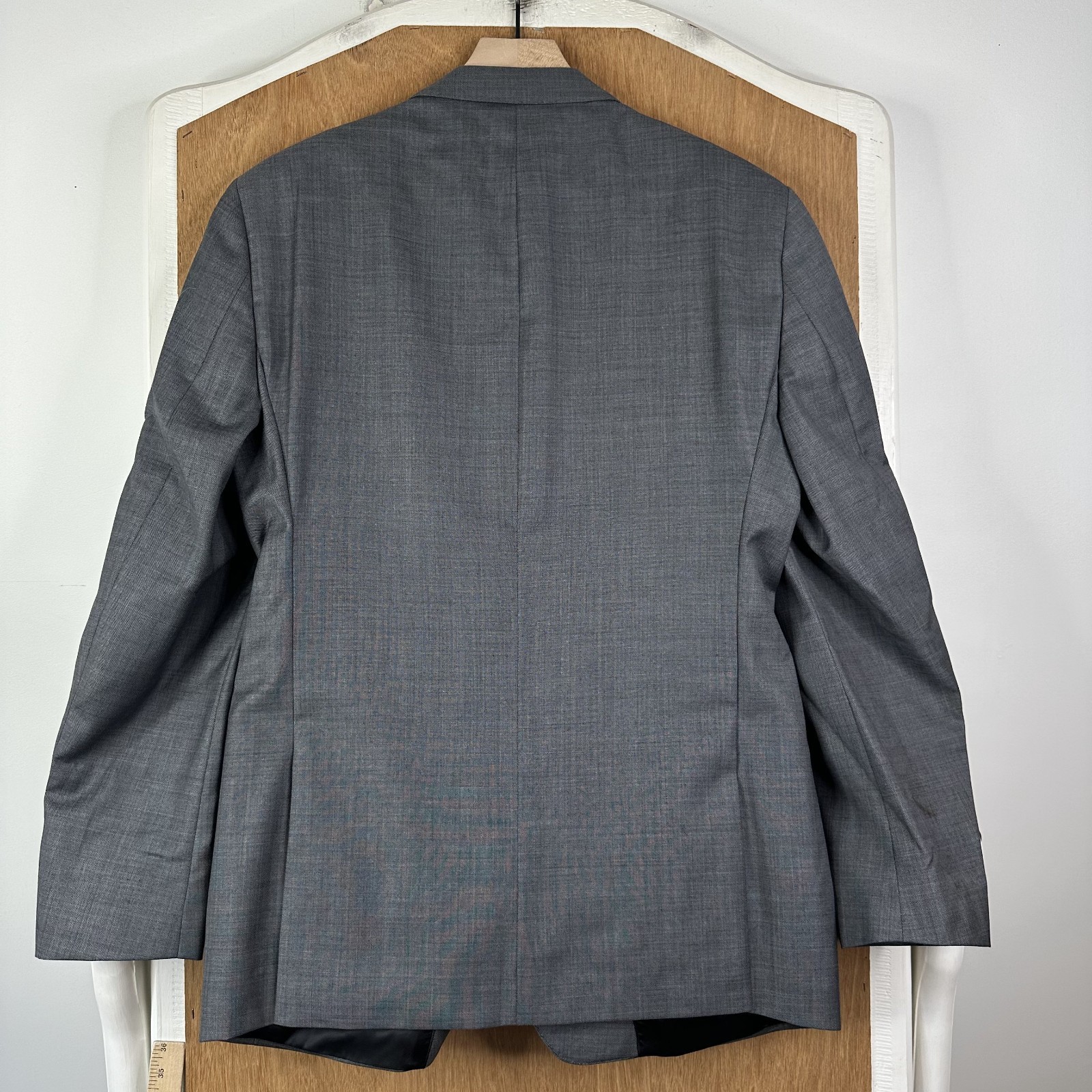 Calvin Klein Suit Mens 42R Gray 2 Button 100% Wool Pants 34×30 Peak Lapel