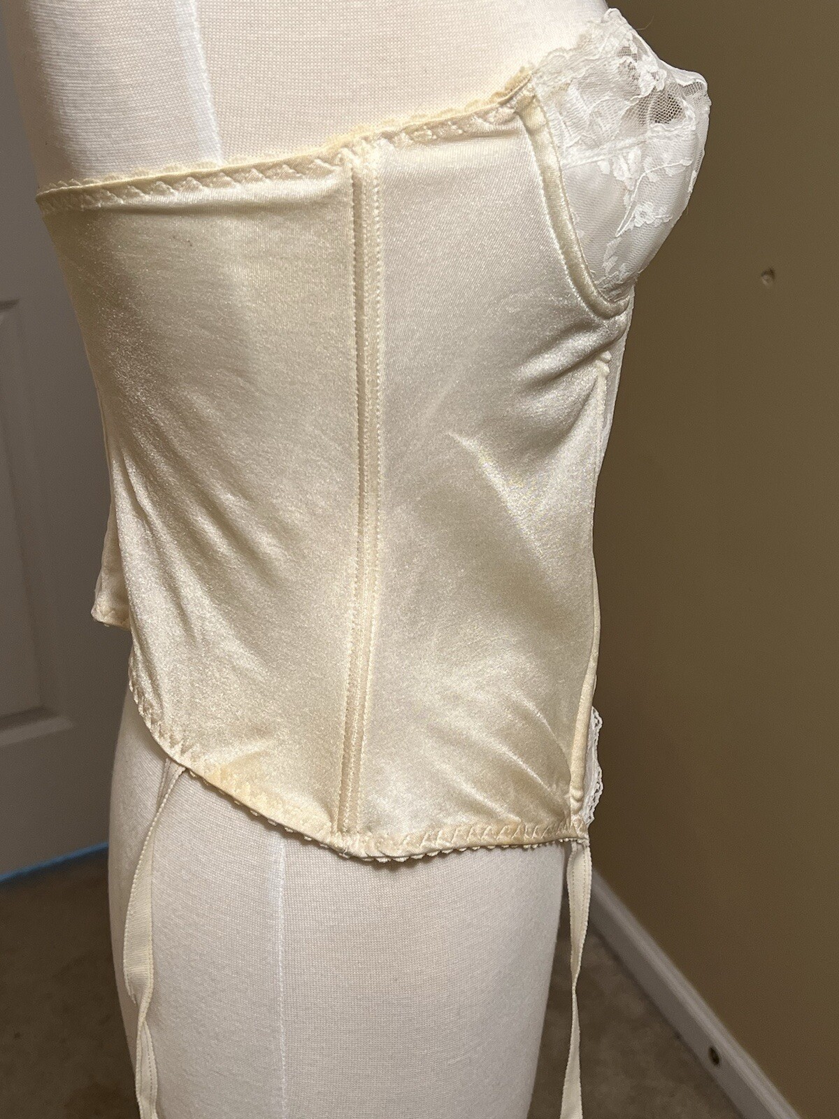 Berlei Multifunctional Torselett Bustier Bra Corset Garter Vintage Lace Sexy