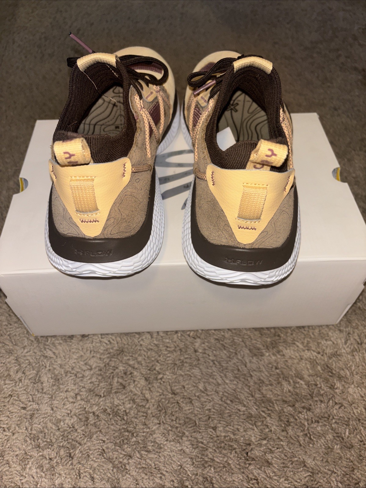 Under Armour Curry Flow Cozy Mesa Yellow Coyote 3023815-700