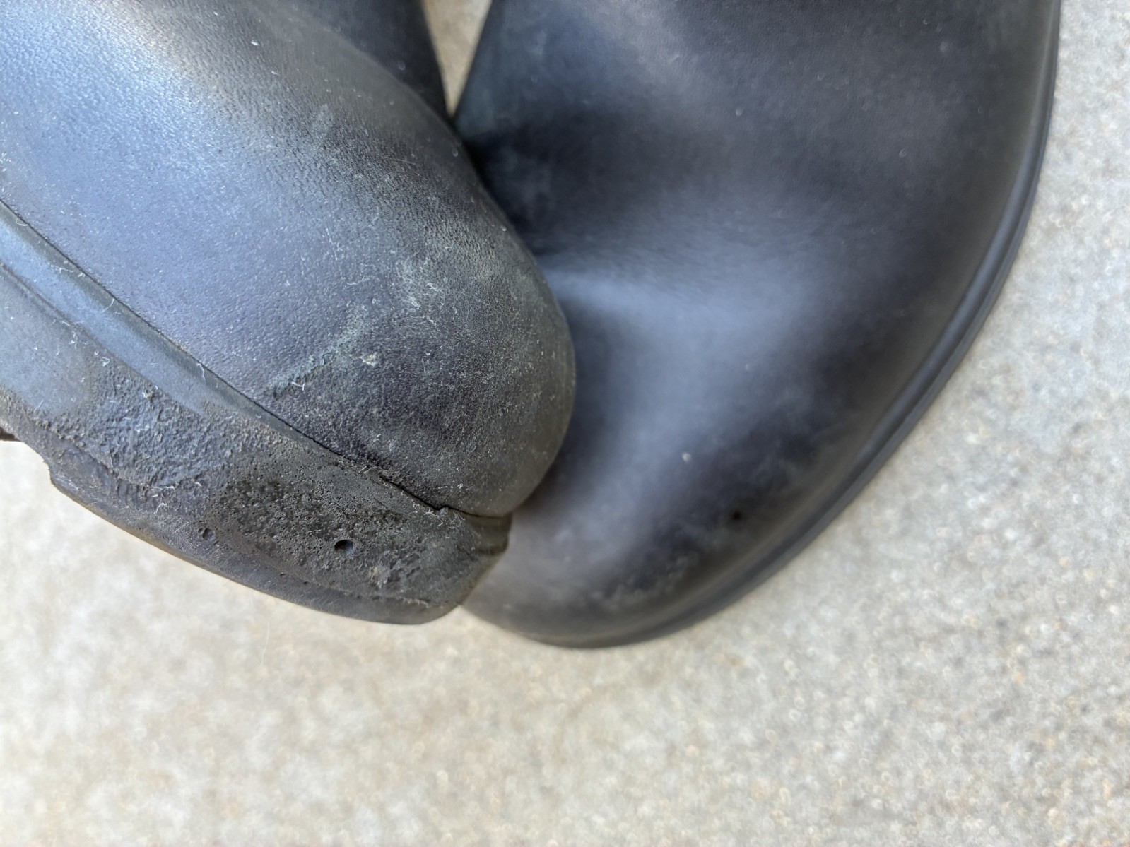Blundstone Chelsea Work Boots Black Leather 9.5