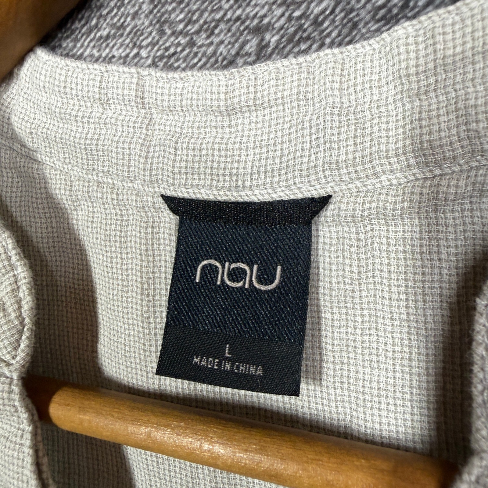 Nau Vest Organic Cotton Hemp Size L Beige Sleeveless Button Front Top