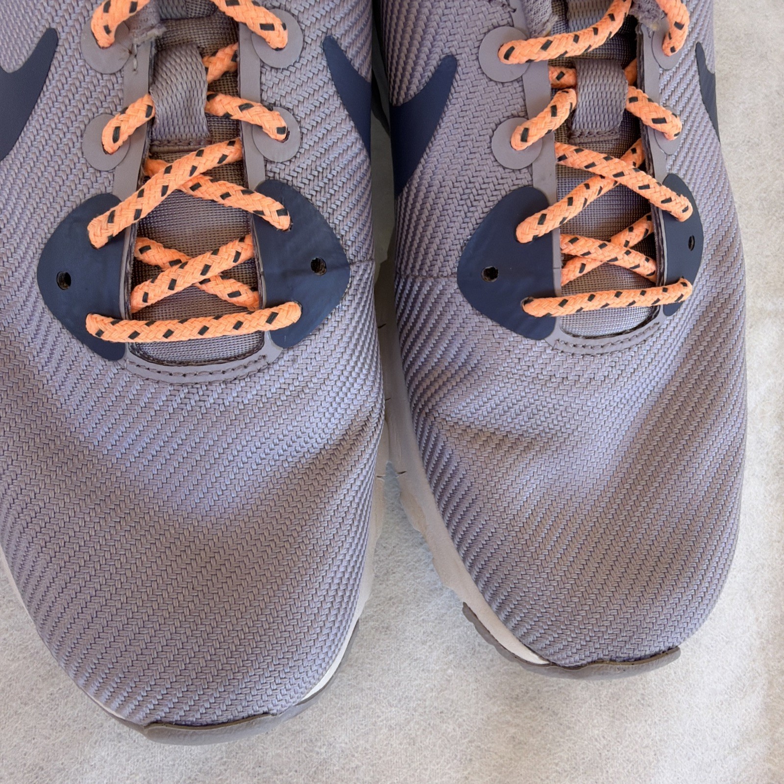Women’s Nike Shoe Purple Orange Air Max Motion Sz 8.5