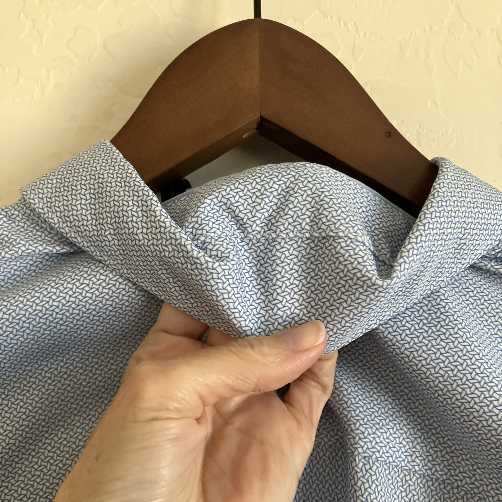 Mens XL Shirt Blue Short Sleeve Button Up Stretch Copper and Oak Endurance
