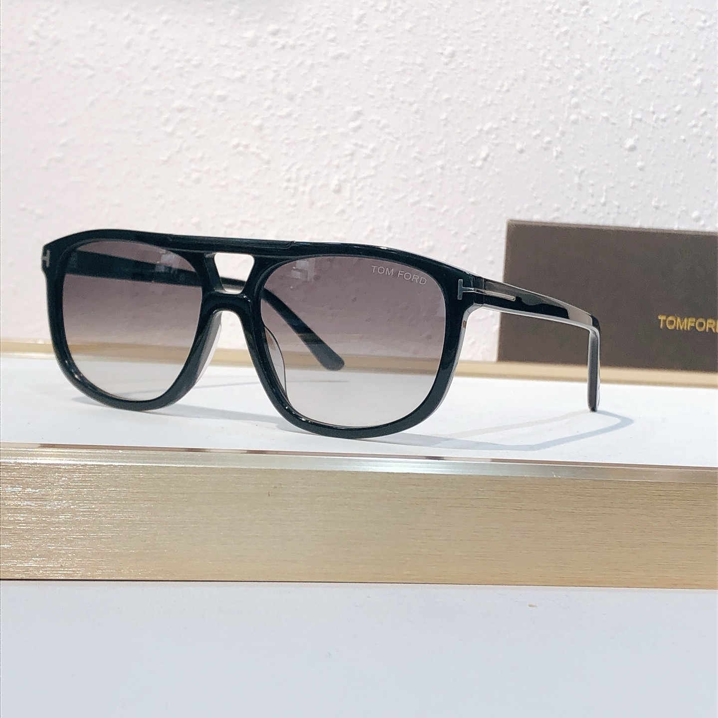 Tom Ford Black Sunglasses with Grey-Purple Gradient Lenses TF1338 58-17-143