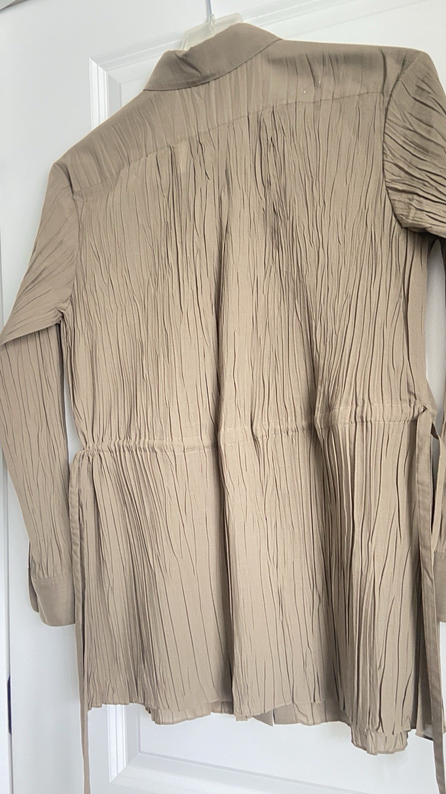 NWT Theory Pleated Shirt Green Khaki Size M