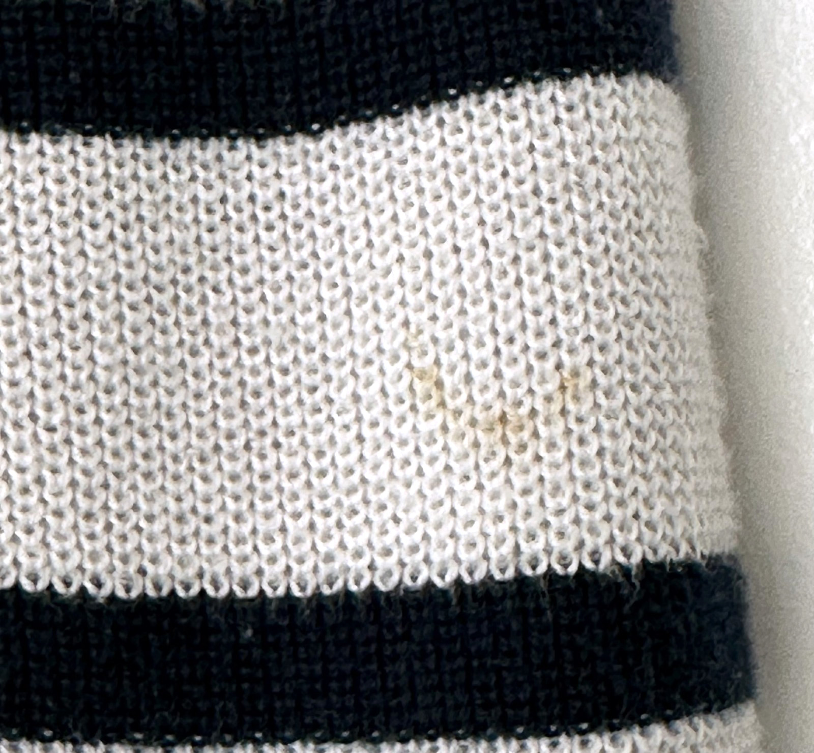 Nautica Navtech Men’s Large Striped Sweater Cream Navy Cotton Blend Crew Neck