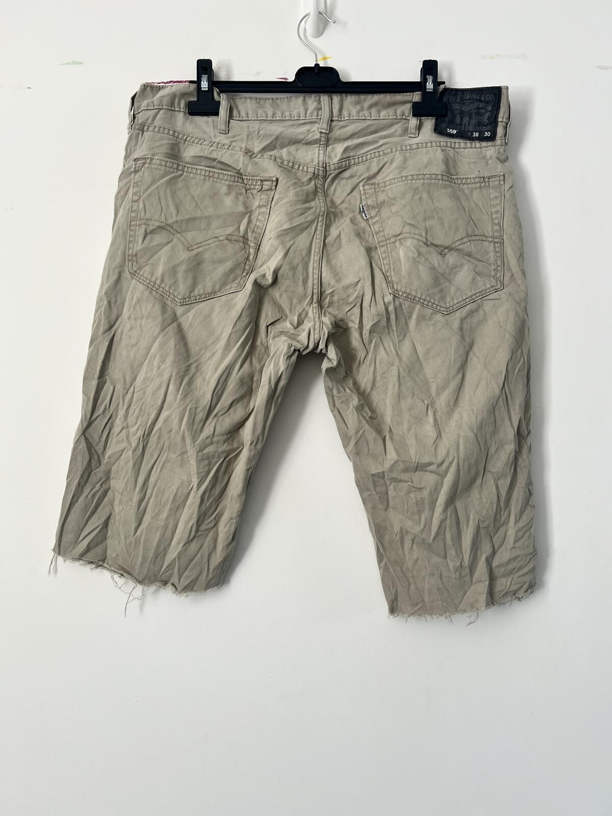 Levi’s 559 Short Beige Denim W38 Cut off Grade A #241