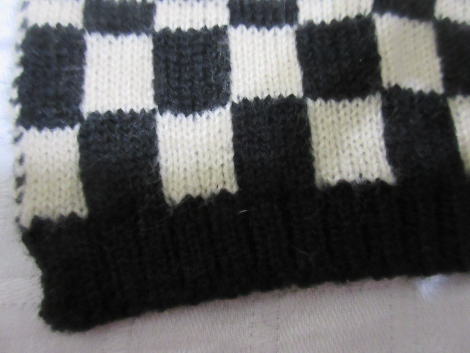 Black & Tan Checked Acrylic Rectangular Scarf or Wrap, 14″ Wide & 69″ Long, Ex!