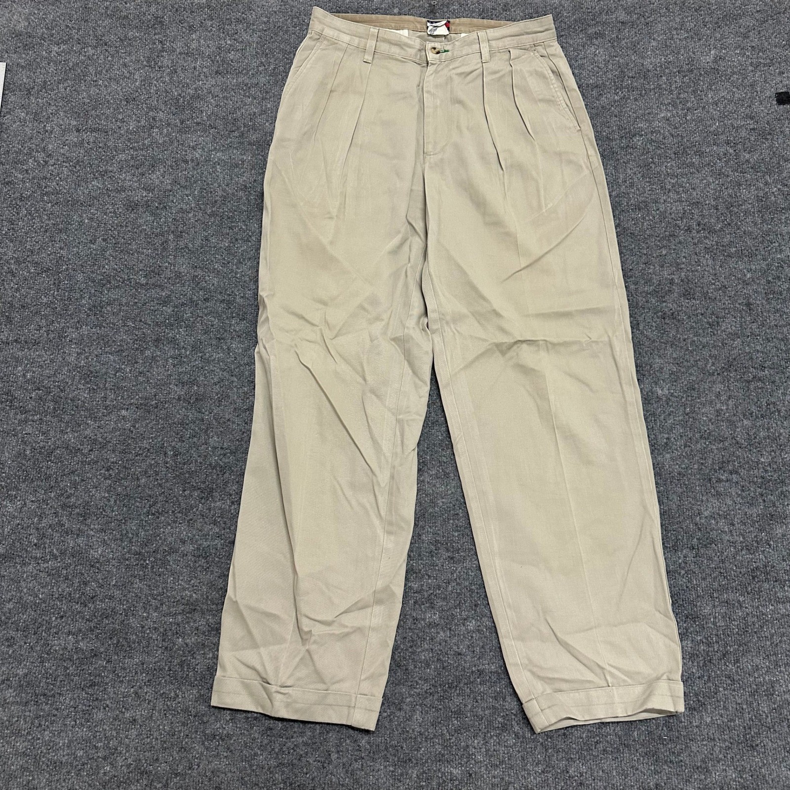 Tommy Hilfiger Chino Pants Mens Size 32 Beige Pleated Cotton Relaxed Cuffed