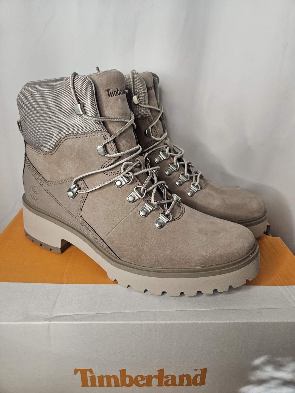 New Timberland Women’s Carnaby Cool Hiker Boots NIB US 10 A8519