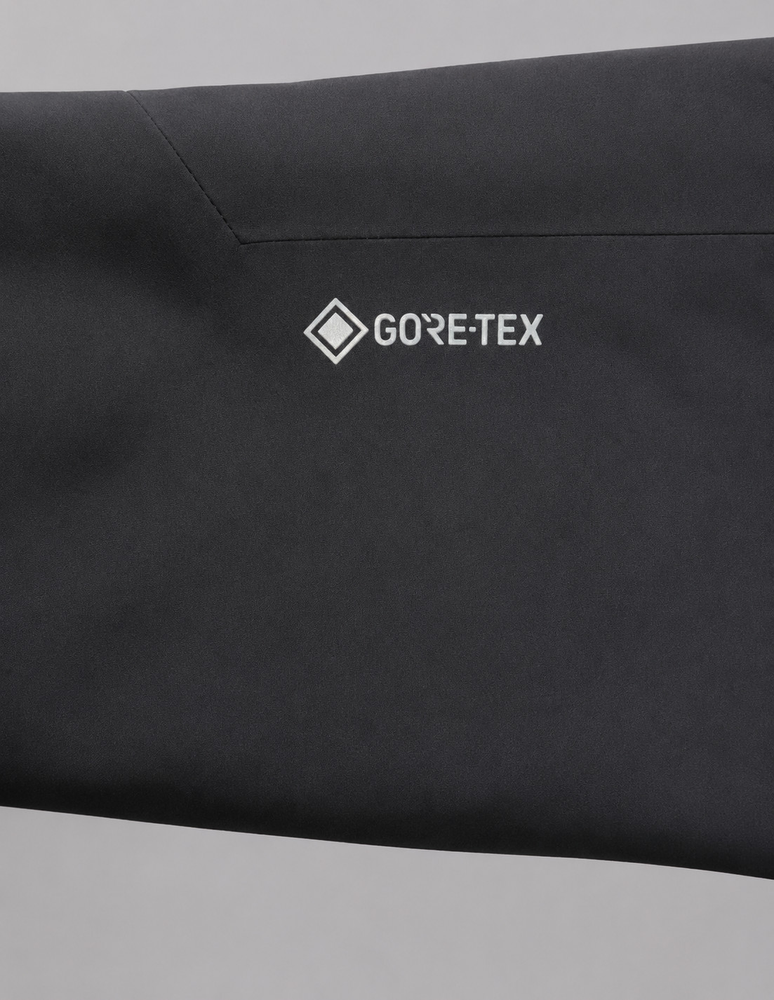 Arc’teryx Gore-Tex Shell Rain Jacket Men’s Medium Black Long Waterproof Hooded