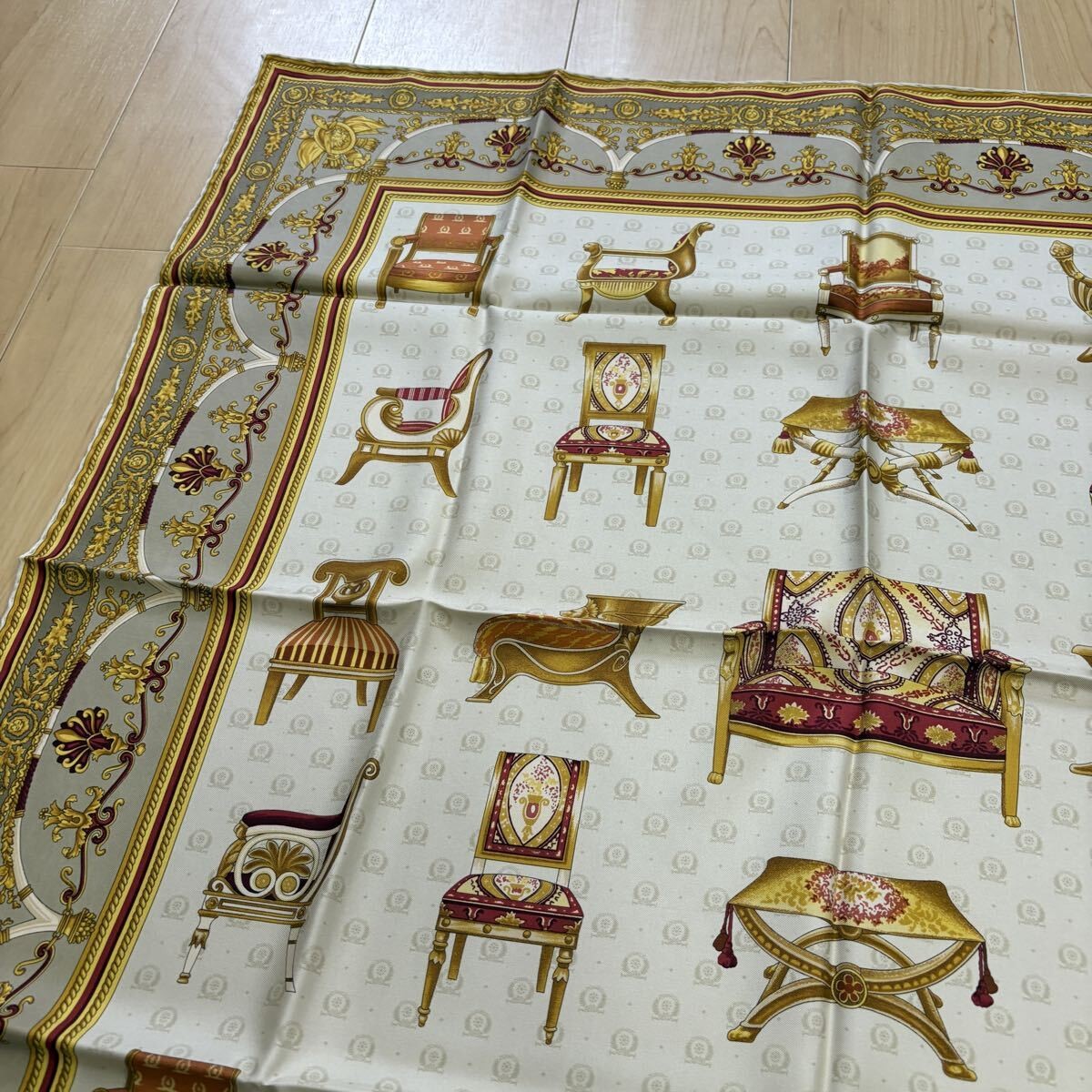 GUCCI Scarf Chair Pattern Botanical Gold no.47 Japan