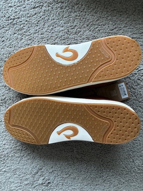 OluKai Lae‘ahi Lī ‘Ili Men’s Leather Sneakers Kukui Brown 12.5 US NEW IN BOX