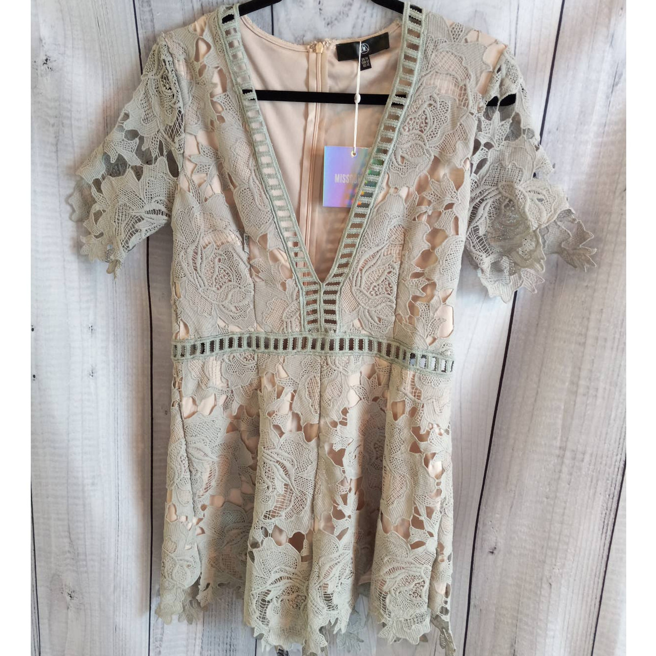 Missguided NEW Gray Ladder Lace Deep Plunge V-Neck Playsuit Romper Women’s US 10