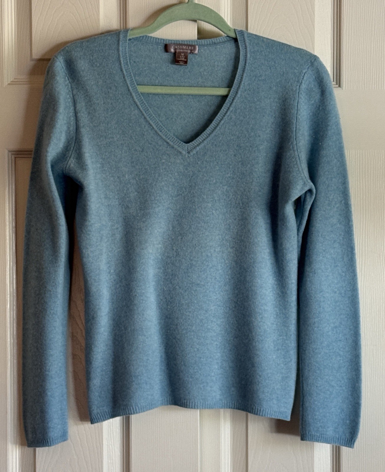 Macys Charter Club Women’s 100% cashmere sweater Light/Medium Blue, Medium