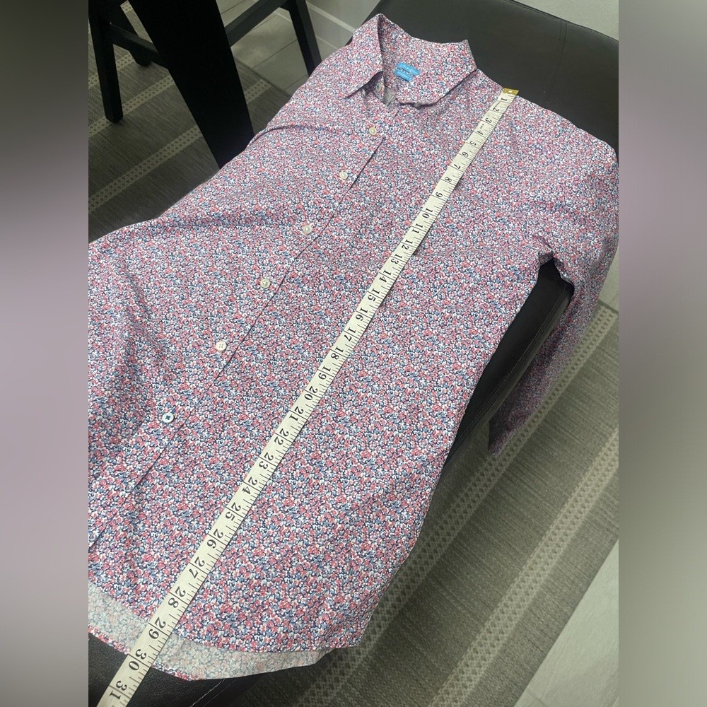 J. McLaughlin modern fit floral print shirt M