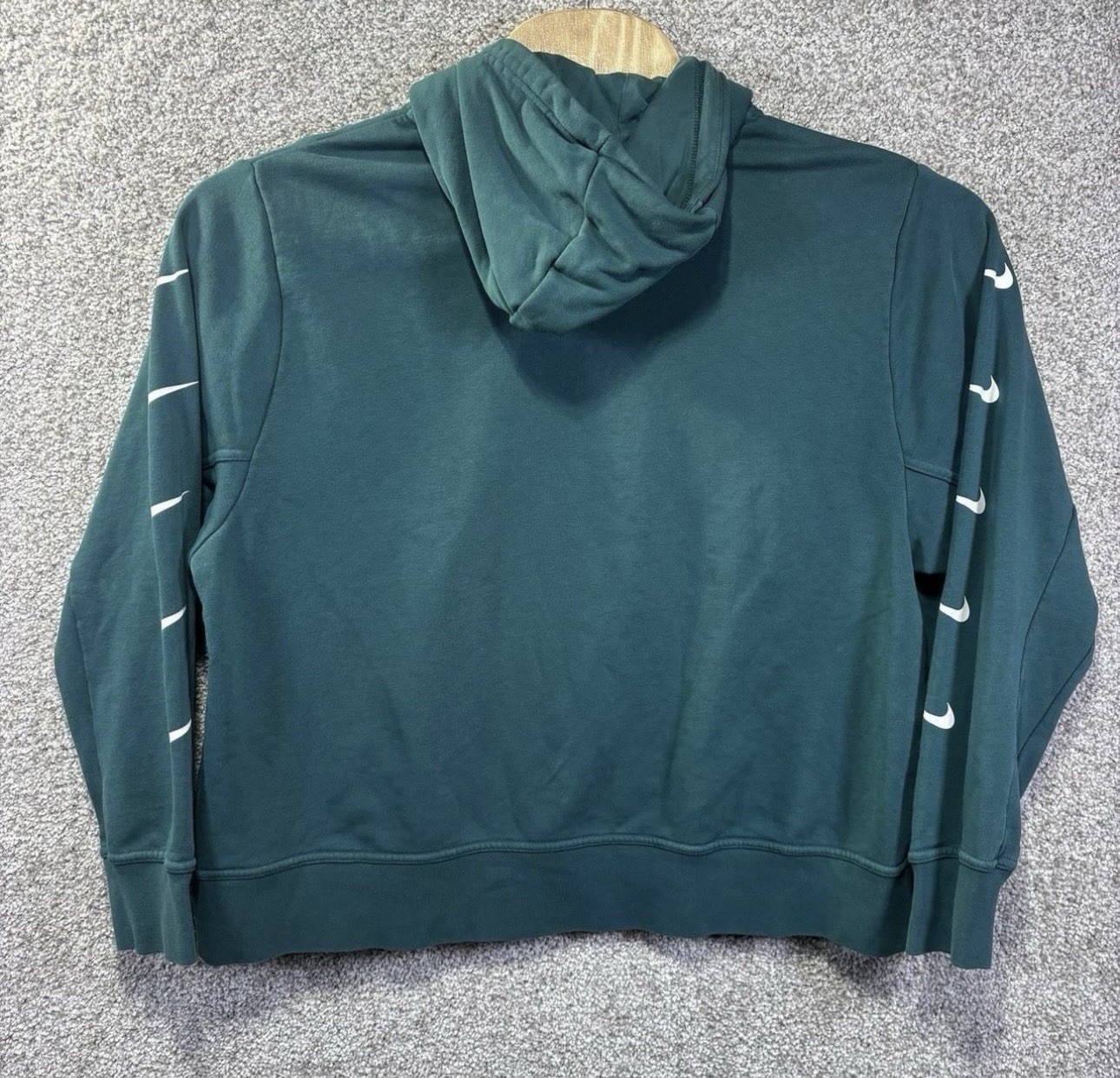 Nike Green Pullover Hoodie Size XL Embroidered Swoosh Fleece Sweatshirt
