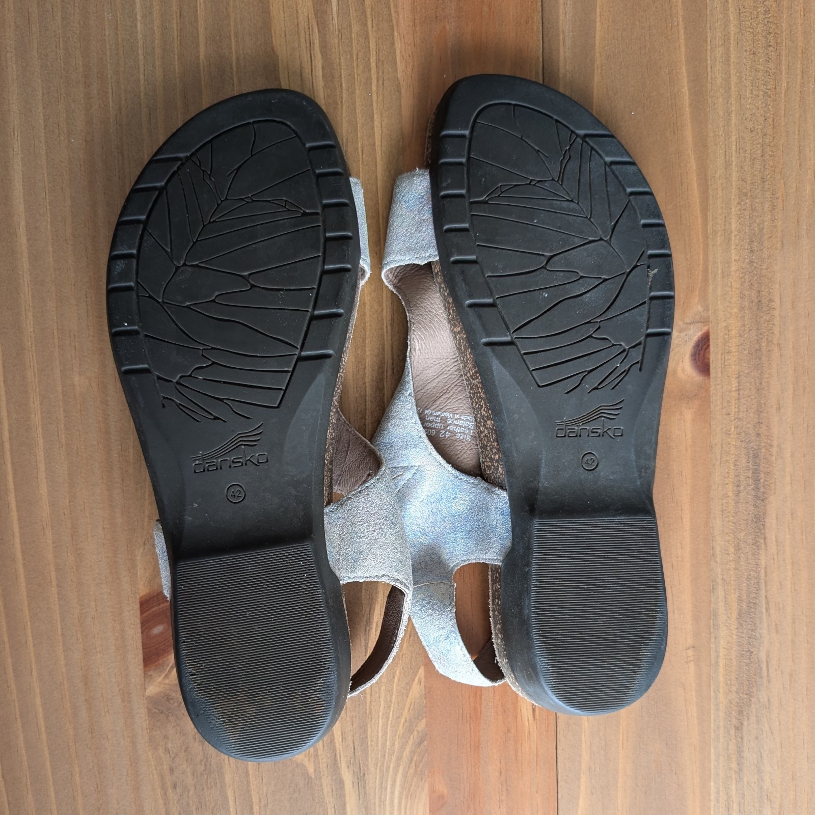 Dansko Reece Sandals Womens 42 US 11.5-12 Leather Toe Loop Pearl Iridescent