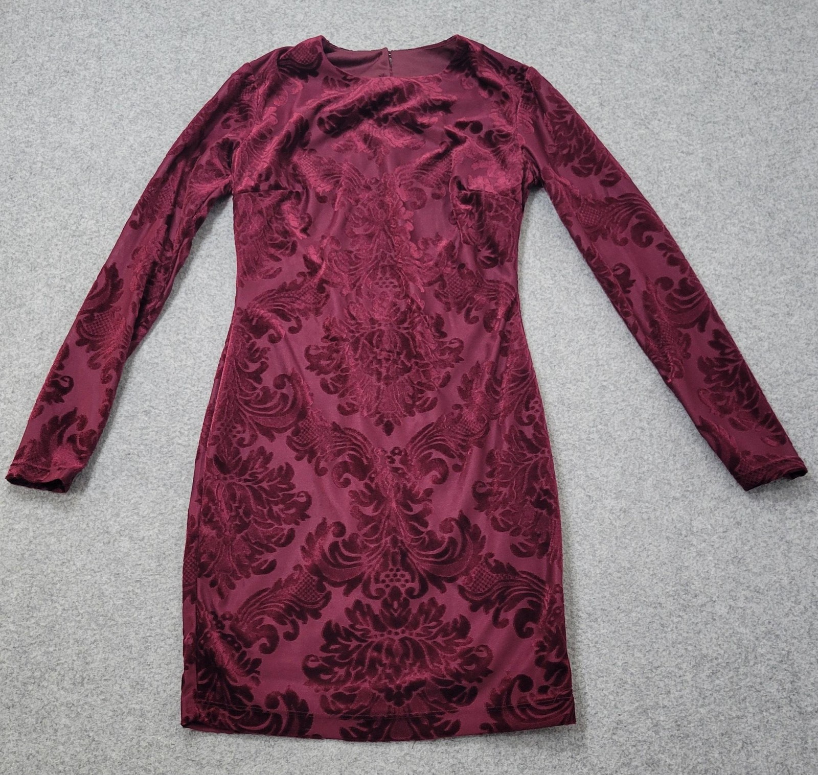 B Darlin Velvet Burnout Bodycon Dress Jr 1/2 Red Long Sleeve Cut Out Back Party