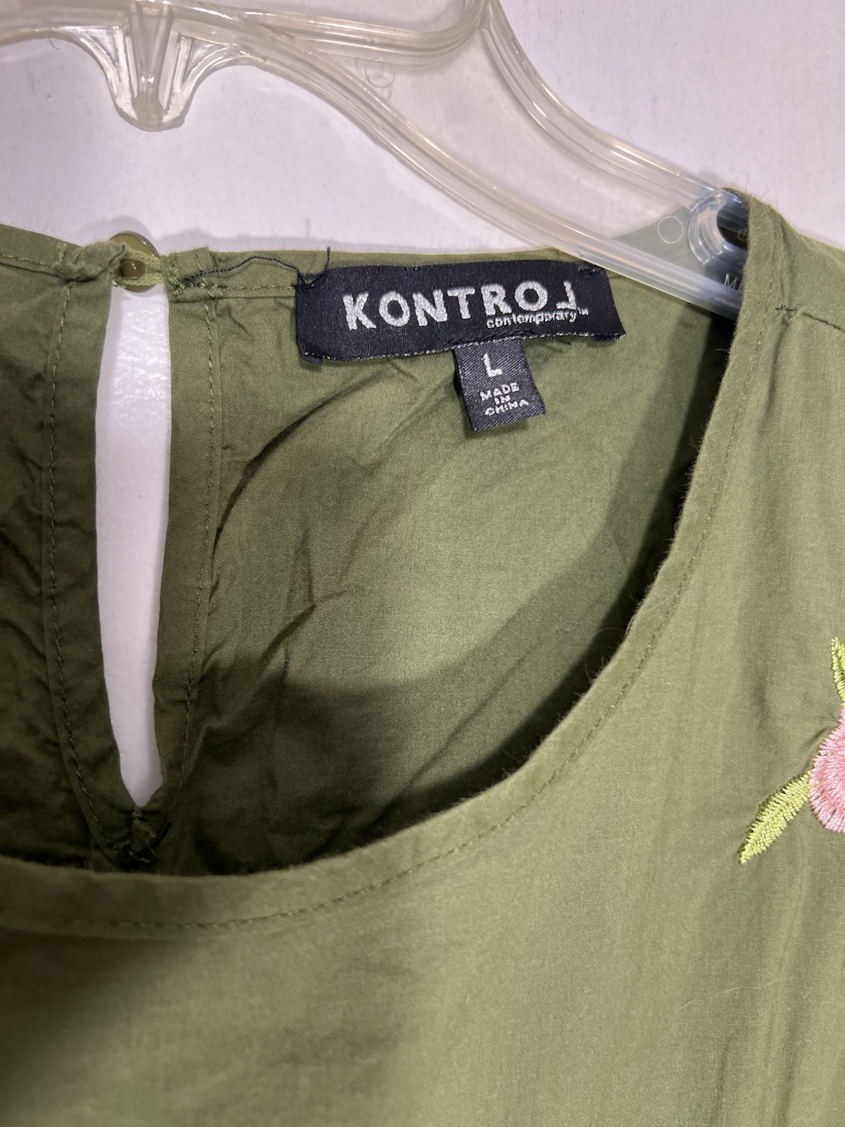 Kontrol | Green Floral Embroidered Woven 100% Cotton Crop Tie Blouse Size L