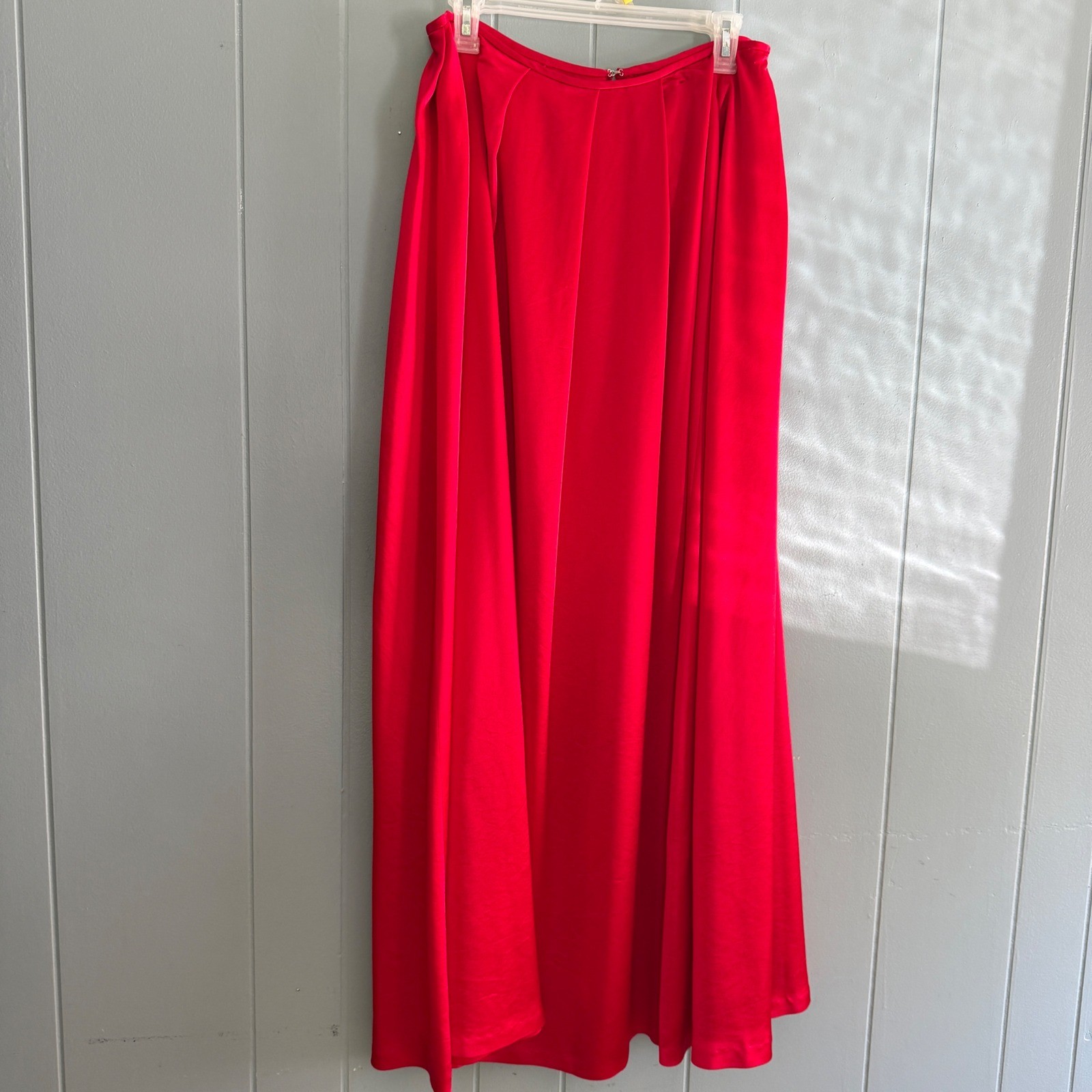 Carmen Marc Valvo Red Satin Pleated Maxi Skirt M/L Vintage 90s Evening USA