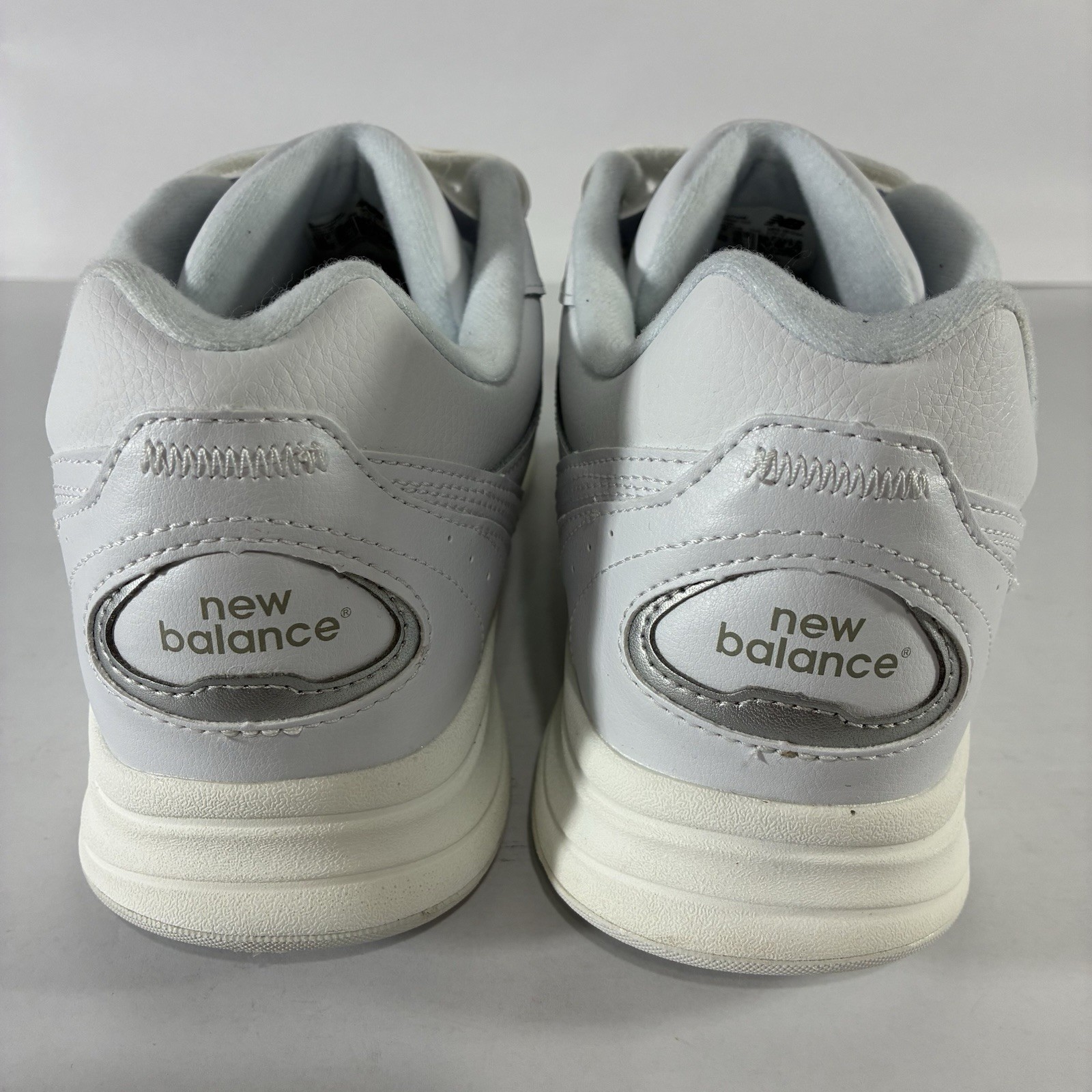 New Balance 577 SL2 Men’s Walking Sneakers Size 11.5 Hook Loop White