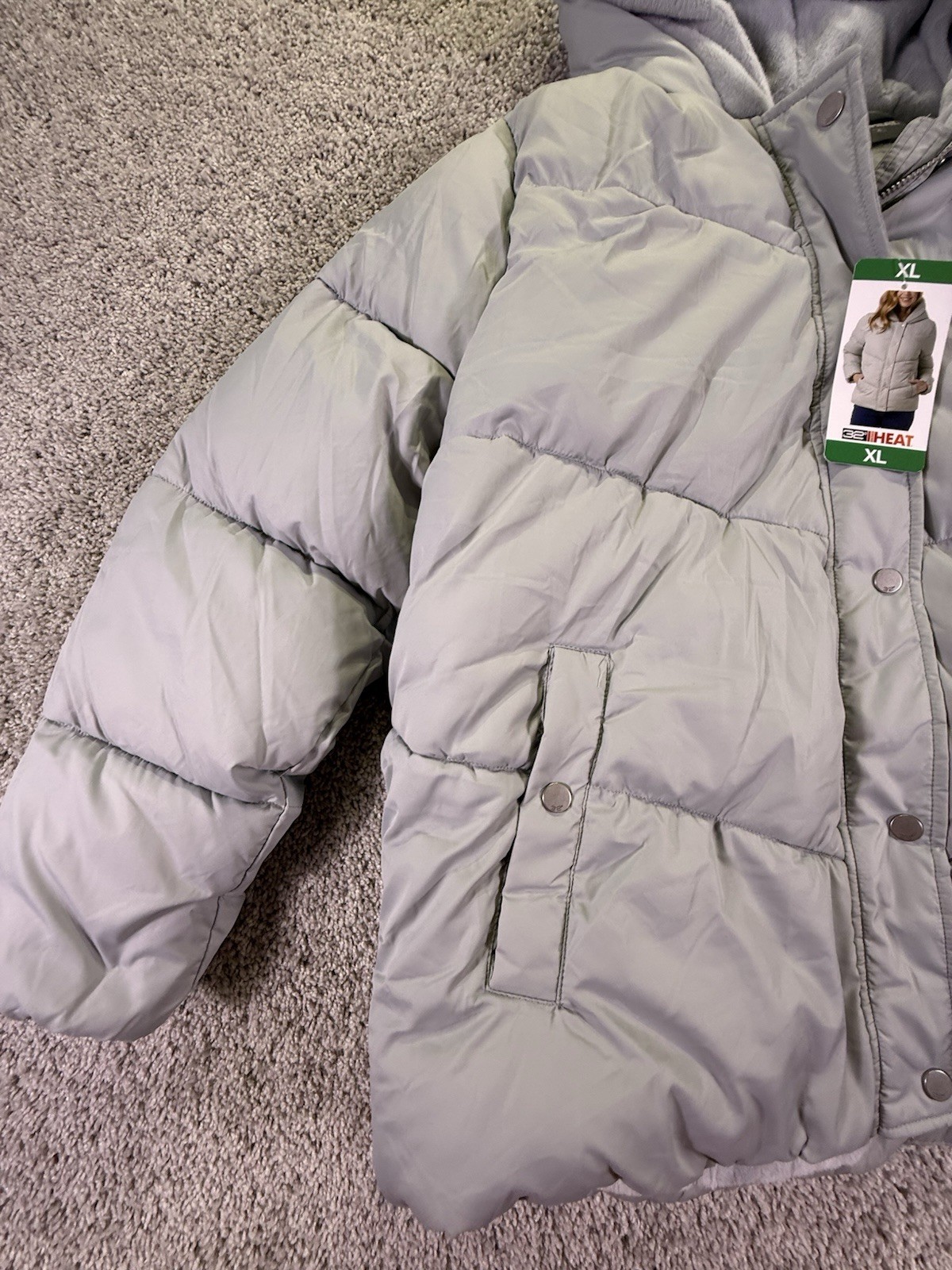 NWT 32 Degrees Heat Women’s Puffer Jacket Size XL Light Green Heavyweight