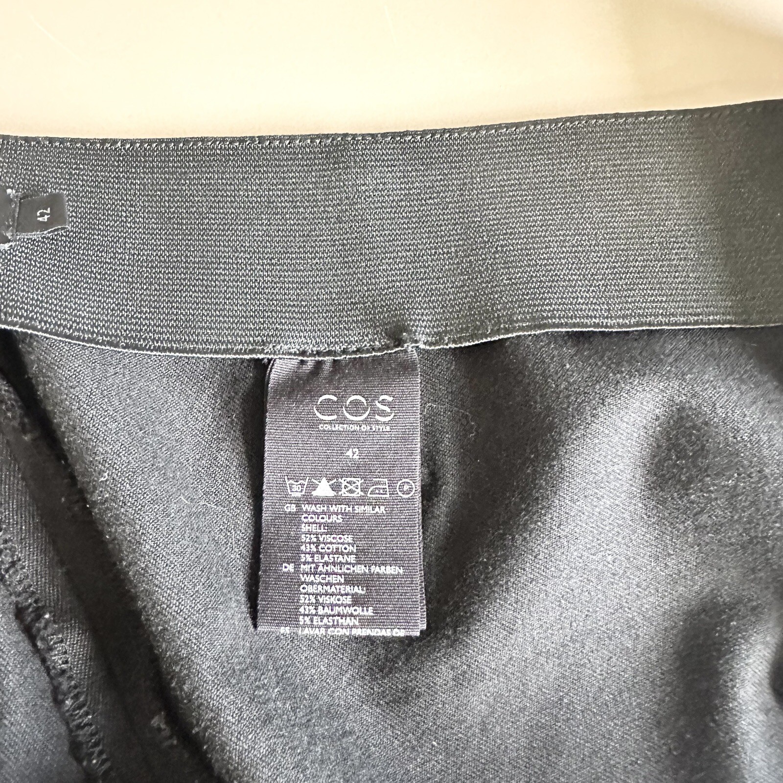 Cos Black Pants Side Zip Stretch Waist Women’s Size 42 (M/12)
