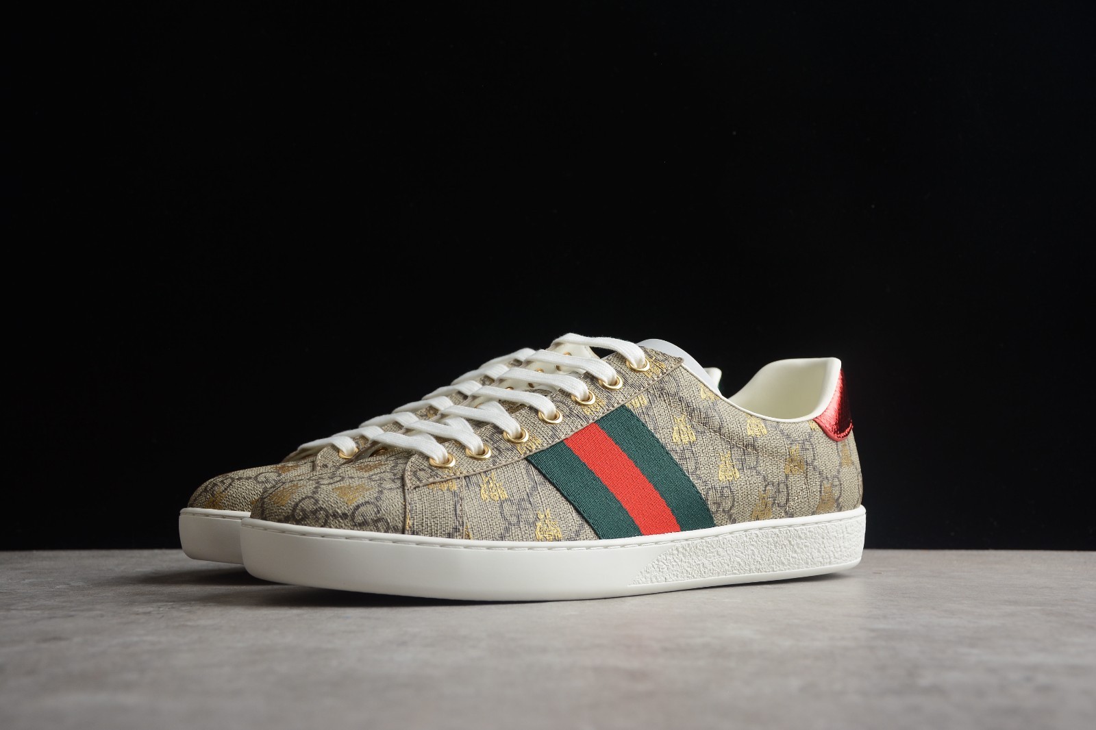 GUCCI ACE Canvas bee Men’s sneakers