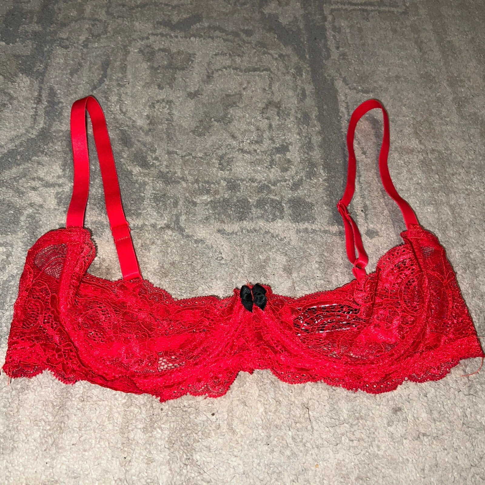 Escante ES-55121 Balconette Bra Red Lace Sz 34 Underwire NWOT