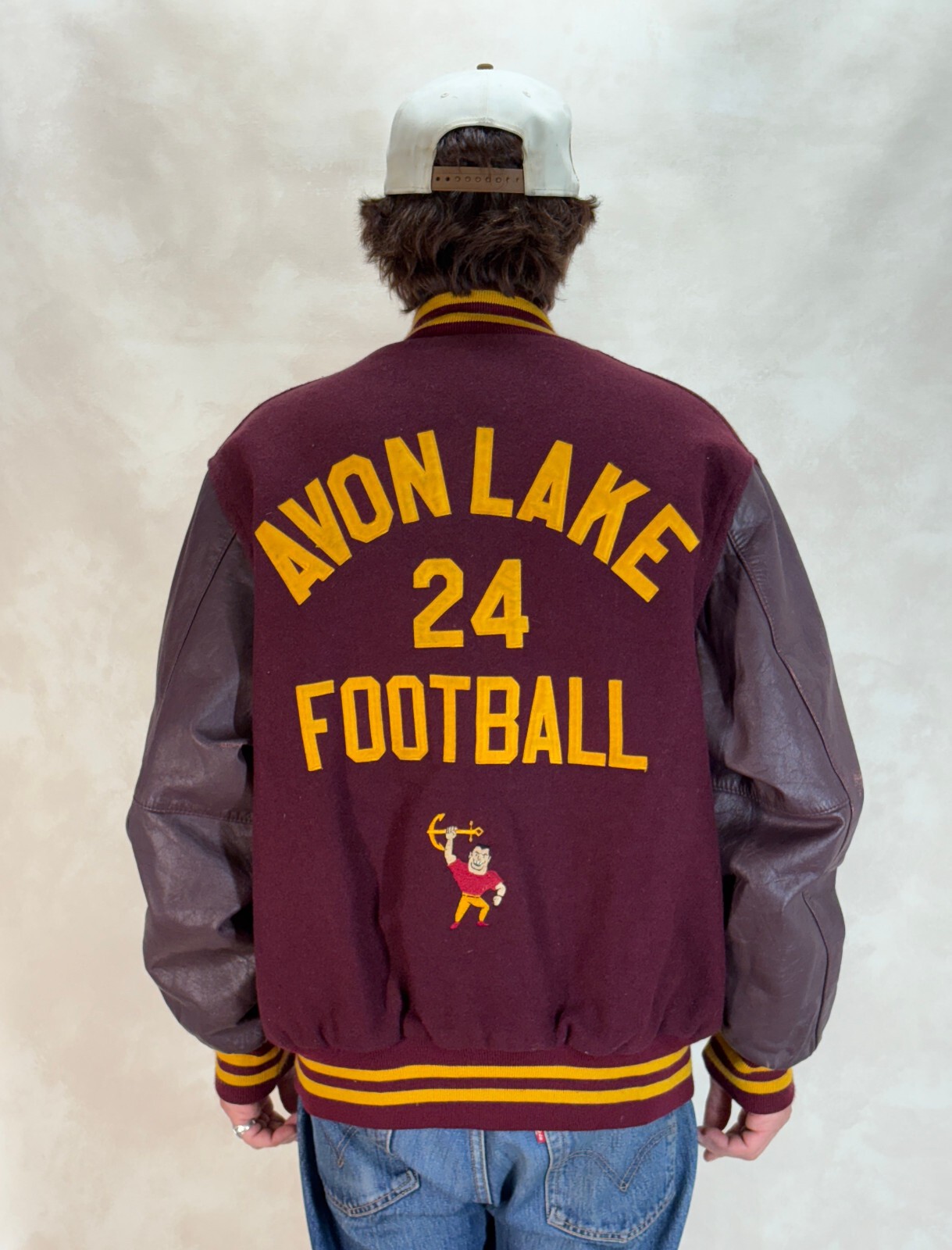 Large. Vintage 60s Varsity wool and leather jacket Made in USA