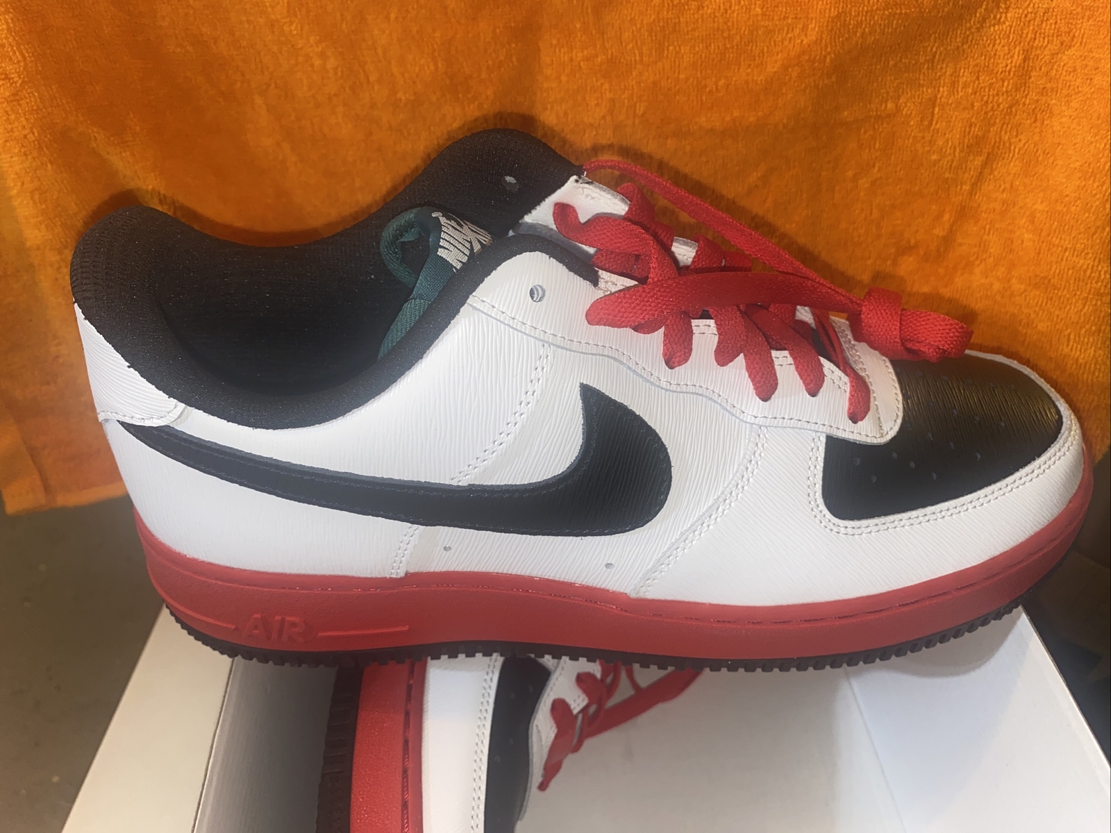Nike Air Force 1 Low ESS ID NBY White/red/Black Size Us 9.5 CT7875 994 No Lid