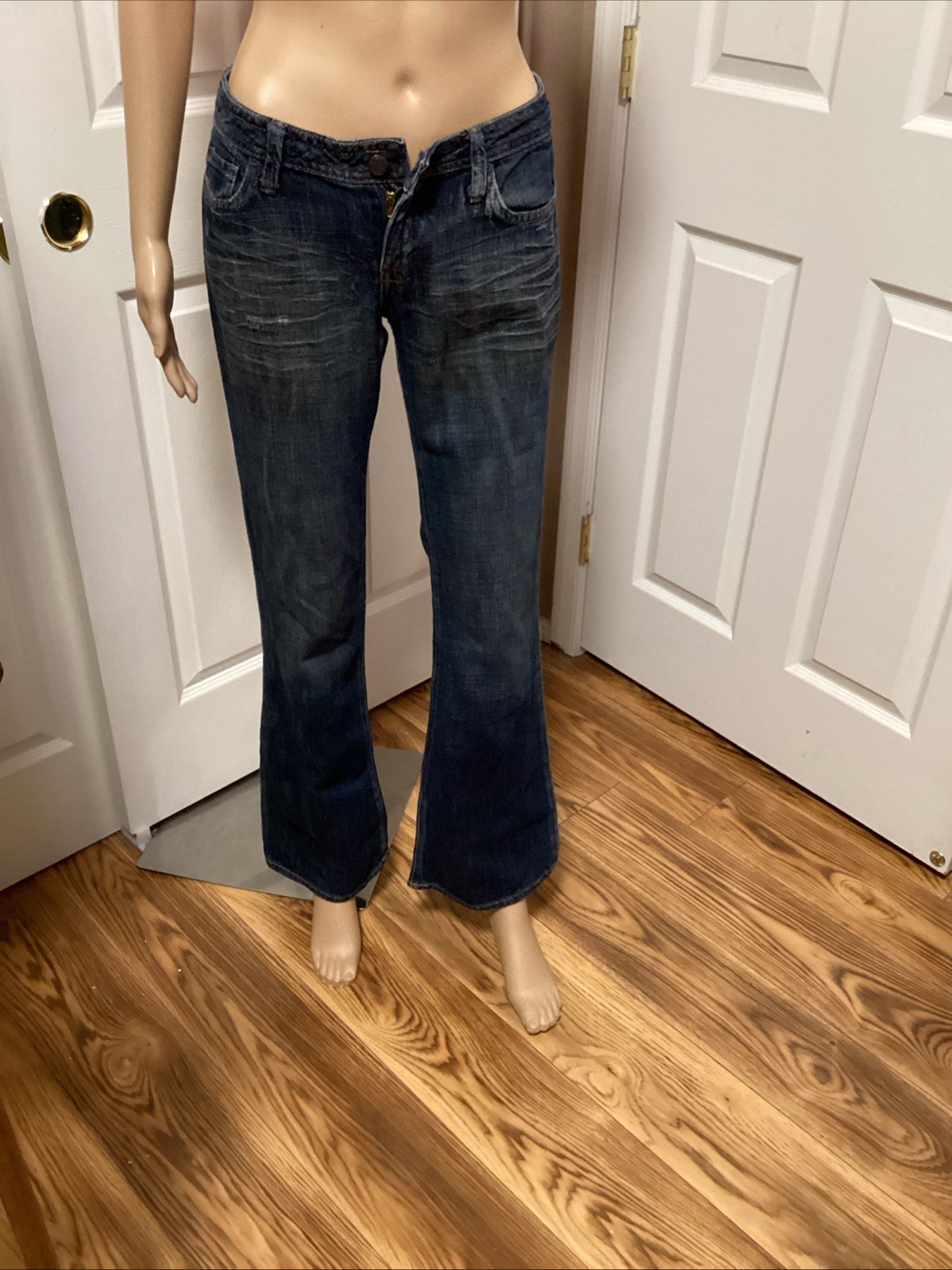 575 Denim By Frank Mechaly