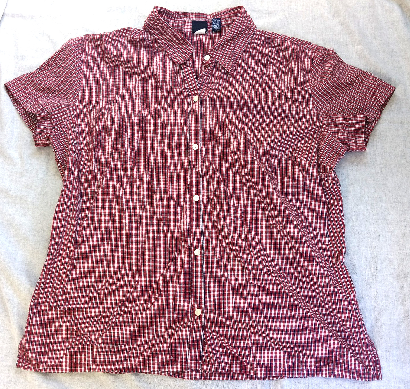 VTG Gap Womens shirt button down red & white, plaid, short sleeve, size L