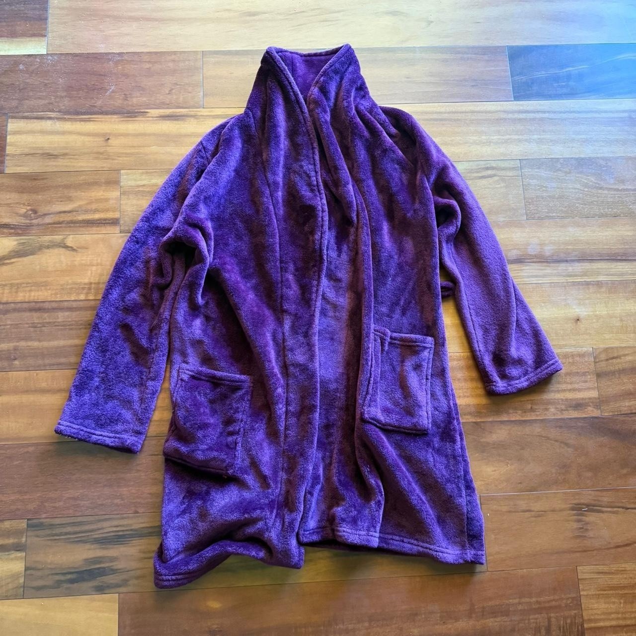 Small/Medium Juicy Couture Purple Robe Womens