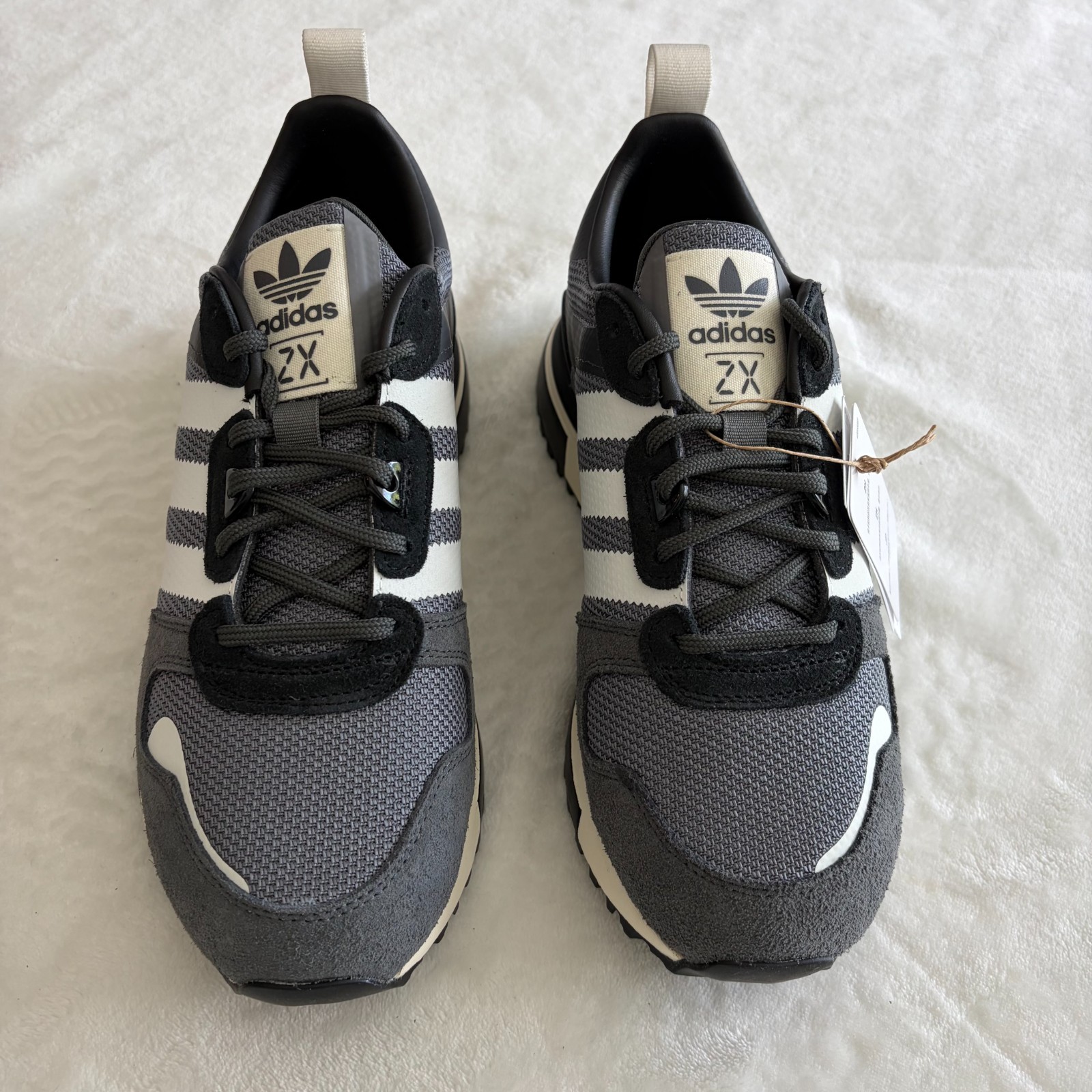 Adidas Original ZX 700 HD Men’s Running Shoe Athletic Sneaker Gray h01851