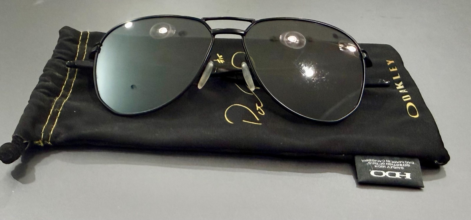 Oakley Contrail Patrick Mahomes LIMITED EDITION w/ Carbon Fiber Hard Case