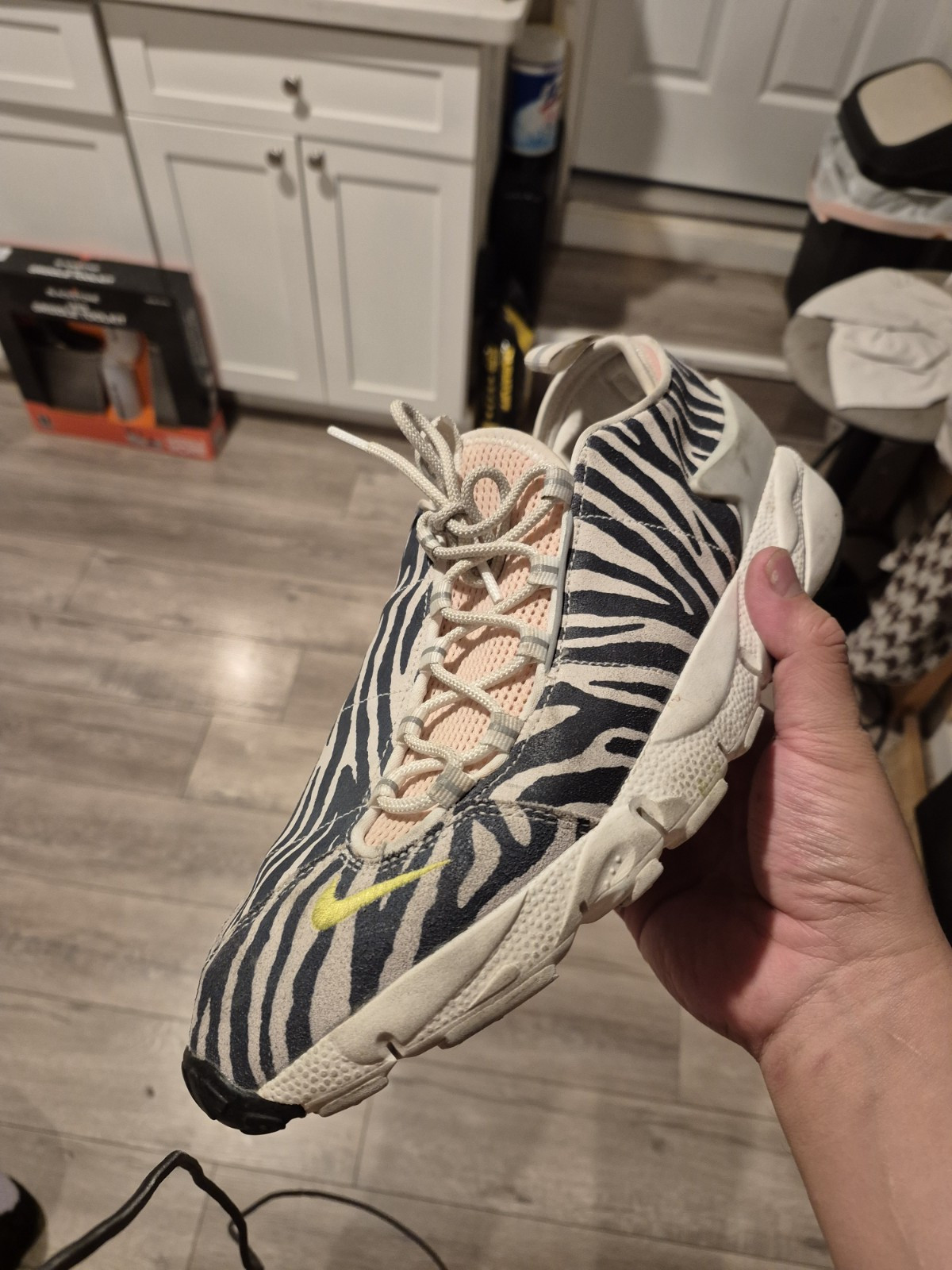 Olivia Kim Footscape