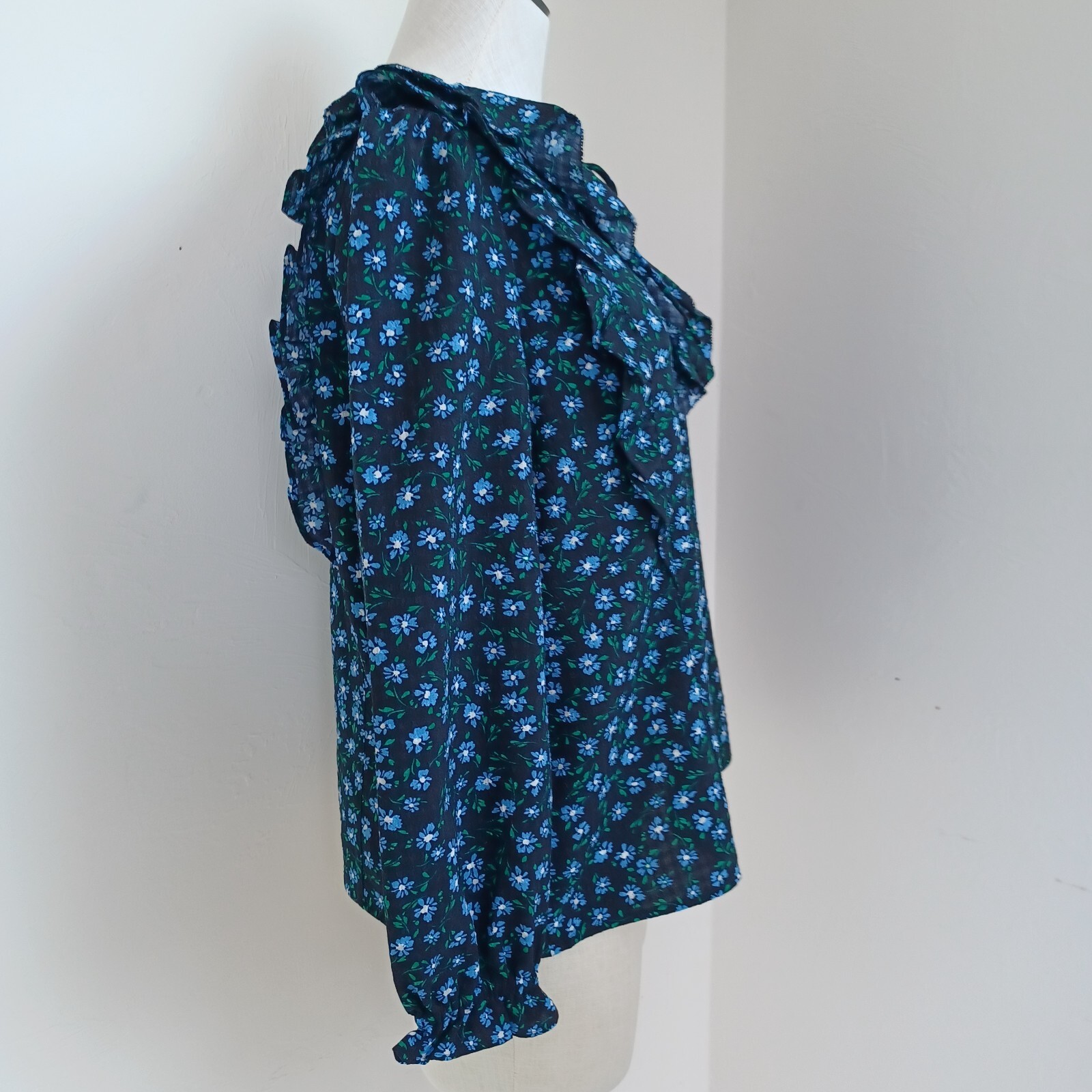 Loft Blouse Womens Petite Med Black Blue Ditsy Floral Ruffle Cottagcore Romantic