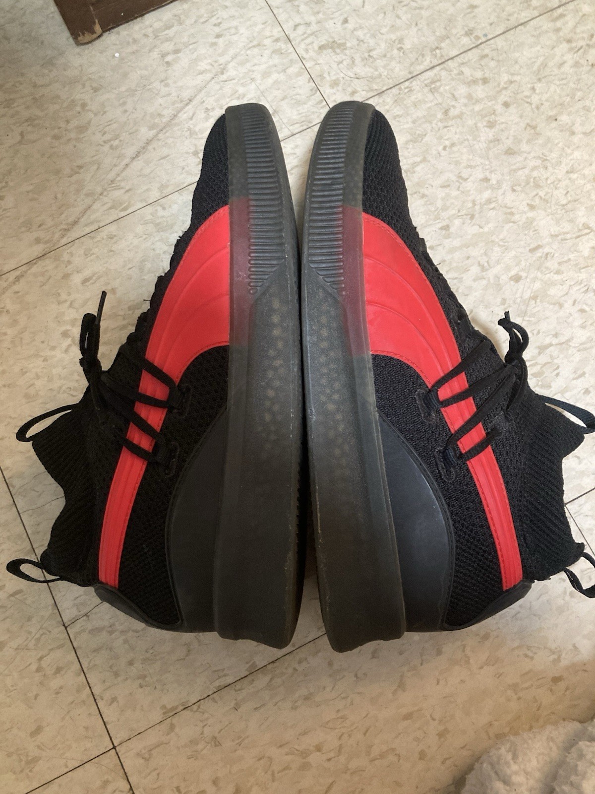 PUMA Men’s Clyde Court City Pack Portland/Chicago Bulls – Black Red Size 11.5