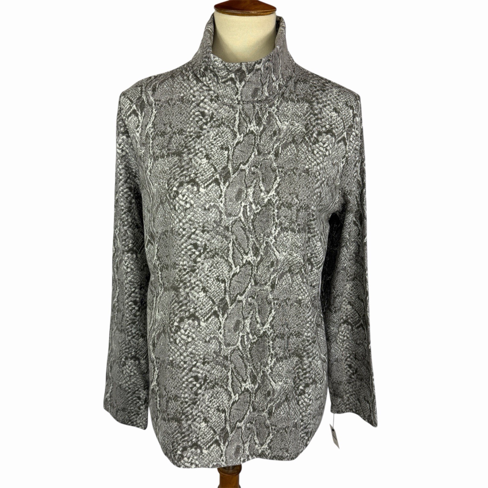 NEW The Talbots Tee Gray Snakeskin Print Long Sleeve Turtleneck Women’s XL