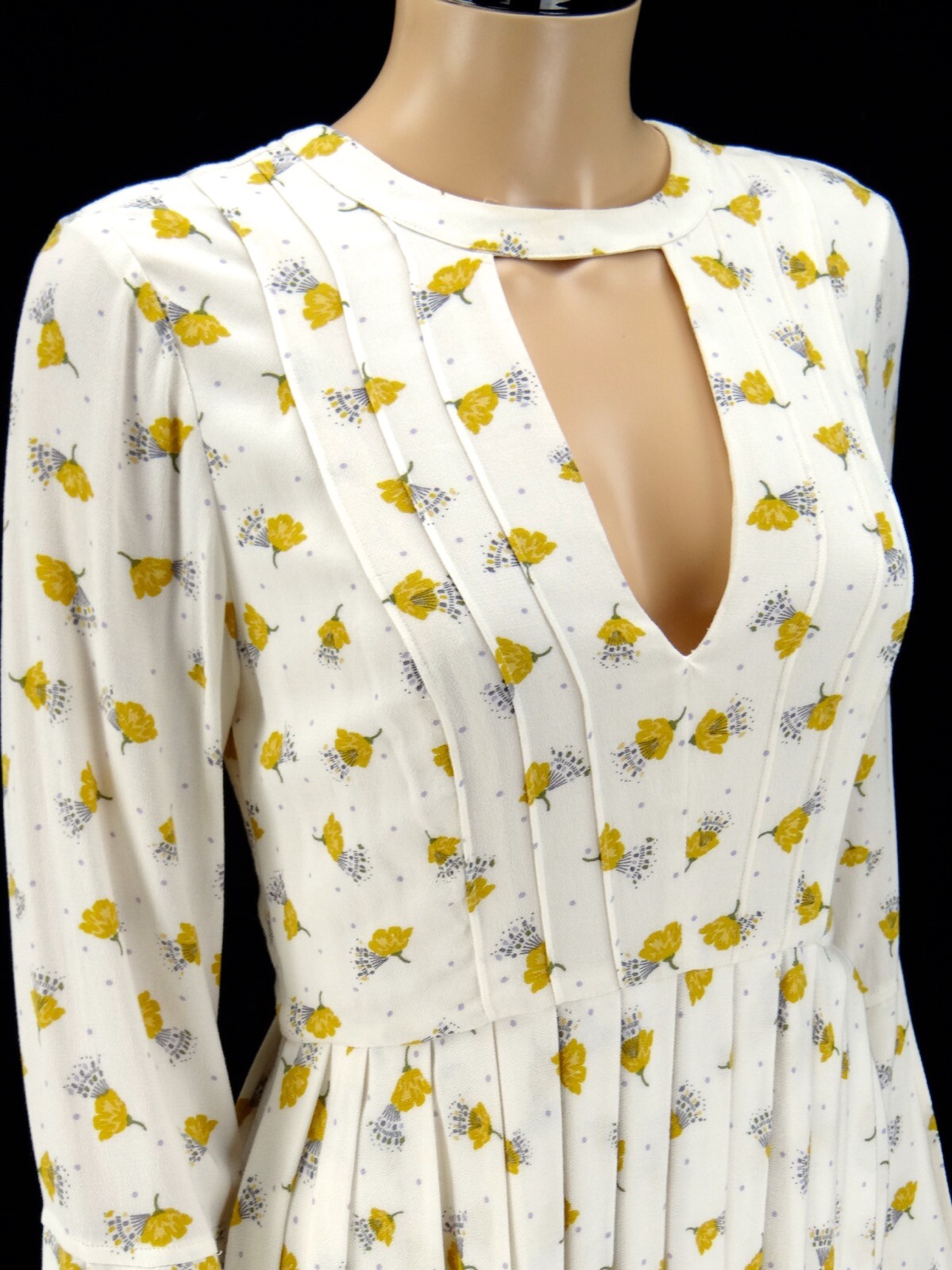 FREE PEOPLE Dress Tegan SIZE 6 Ivory Mustard Floral Combo Pleated Mini