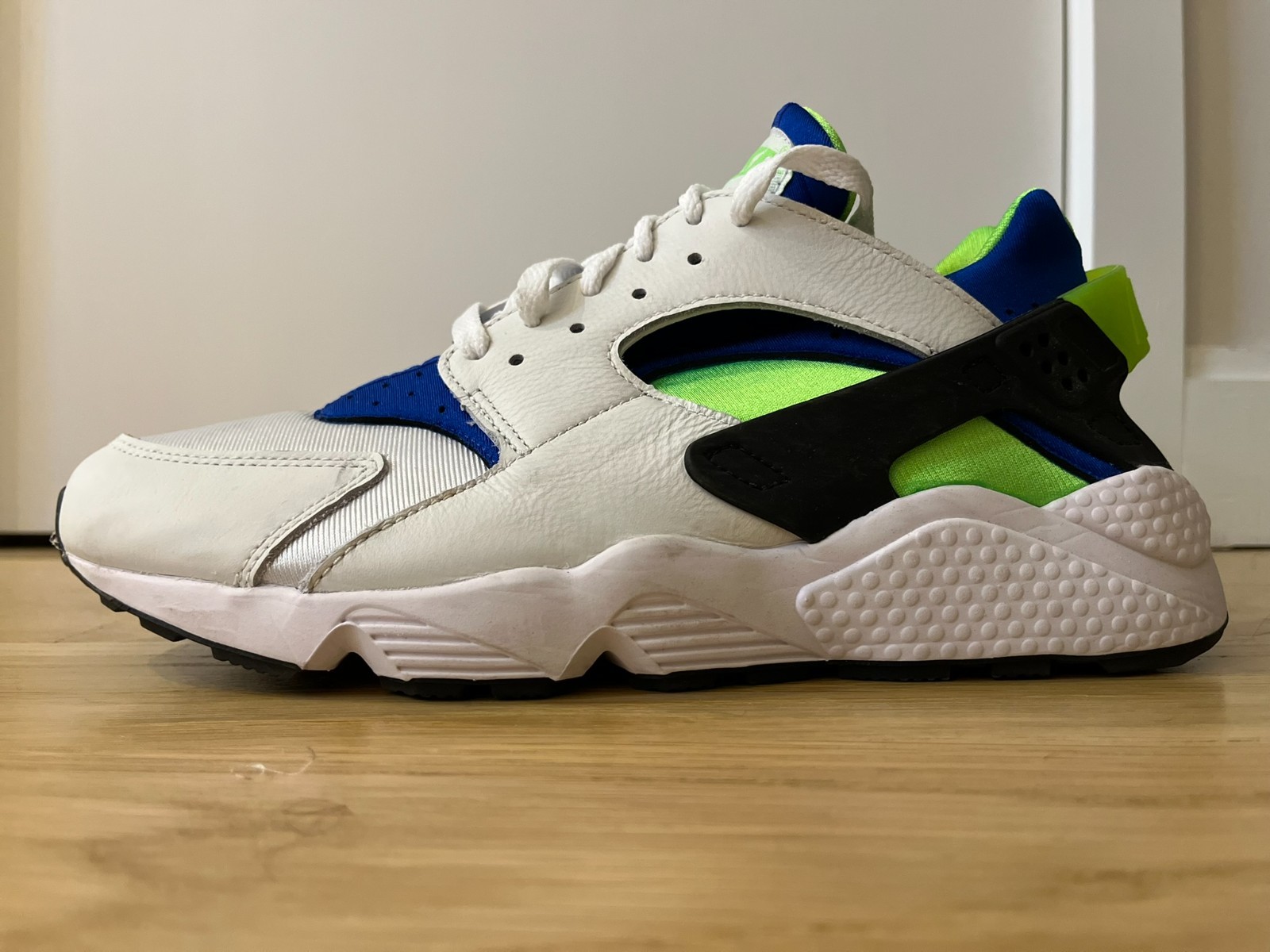 9.5M Nike Air Huarache Run Scream Green Royal Blue DD1068-100