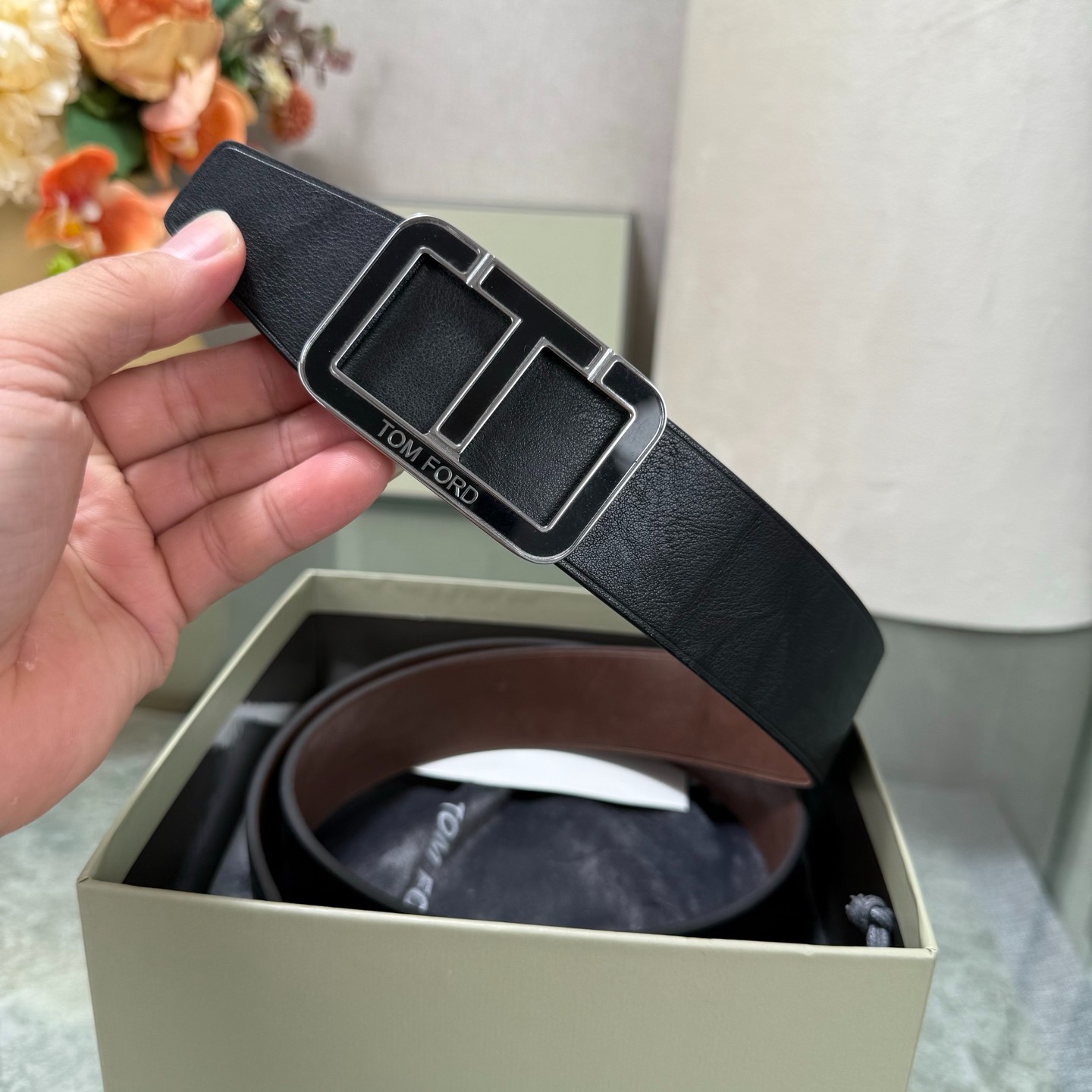 Authentic Tom Ford Reversible Leather T-Buckle Belt Luxury Designer Fashion