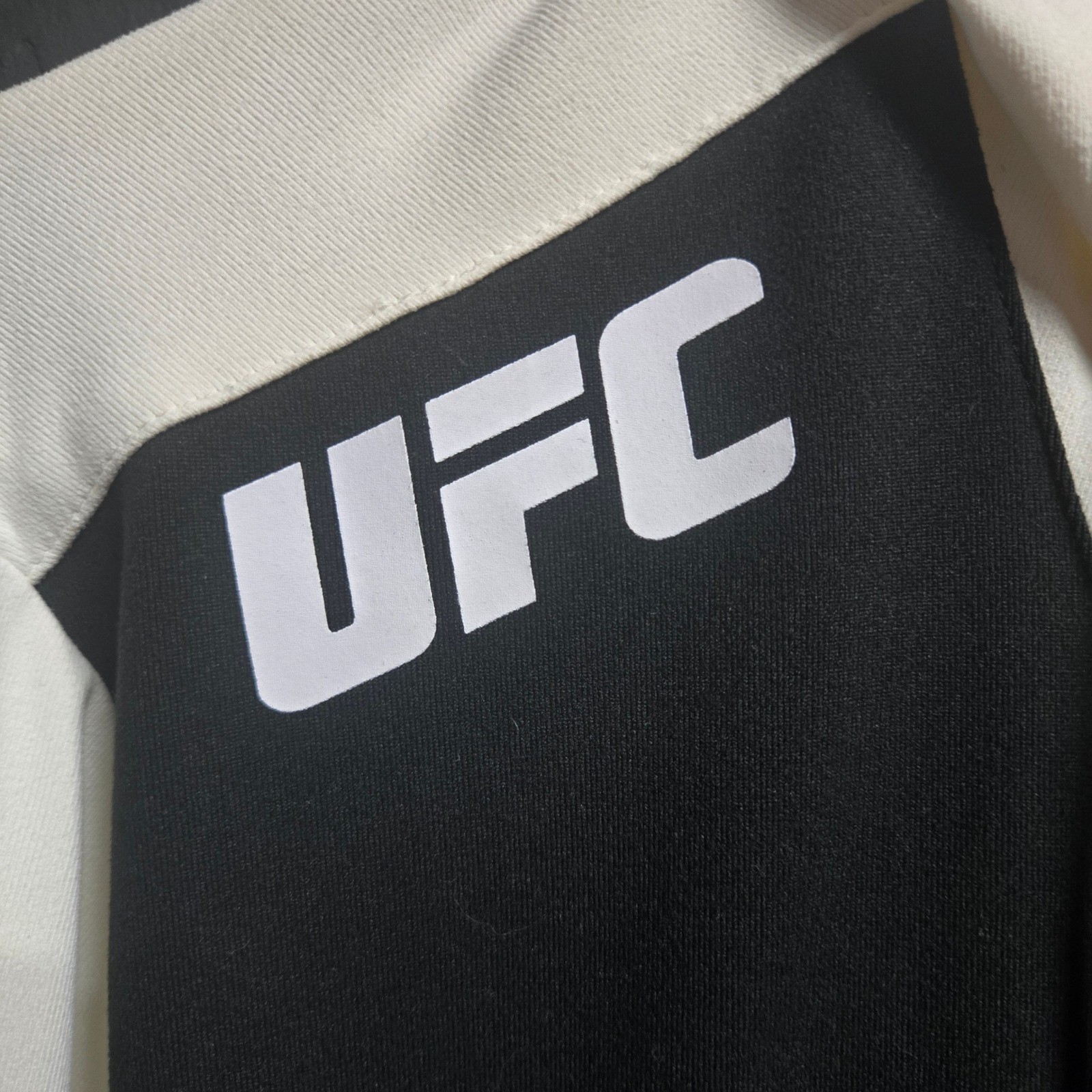 UFC Reebok Full Zip Training Jacket Black White Green Delta Logo. Size Small